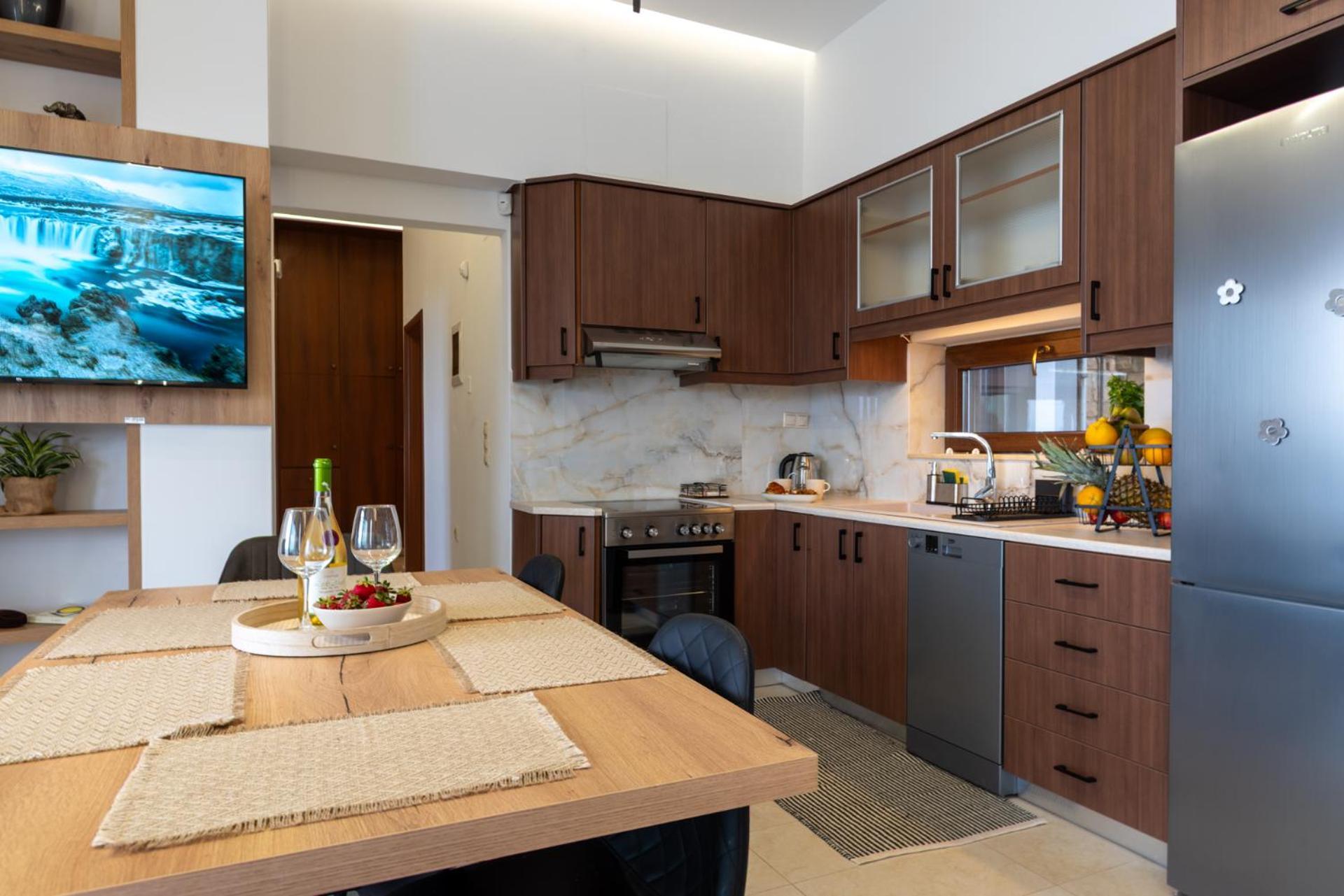 Evelyn Crete Villa *