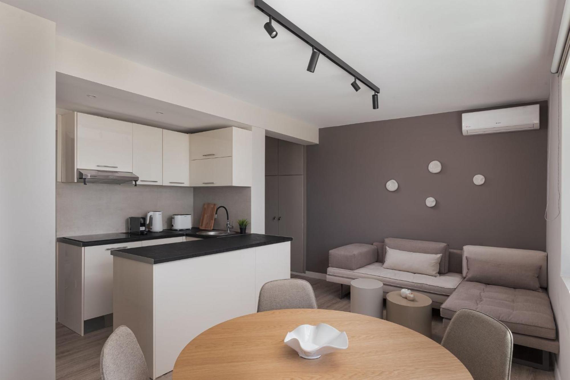 The Vouliagmeni Penthouse Apartment