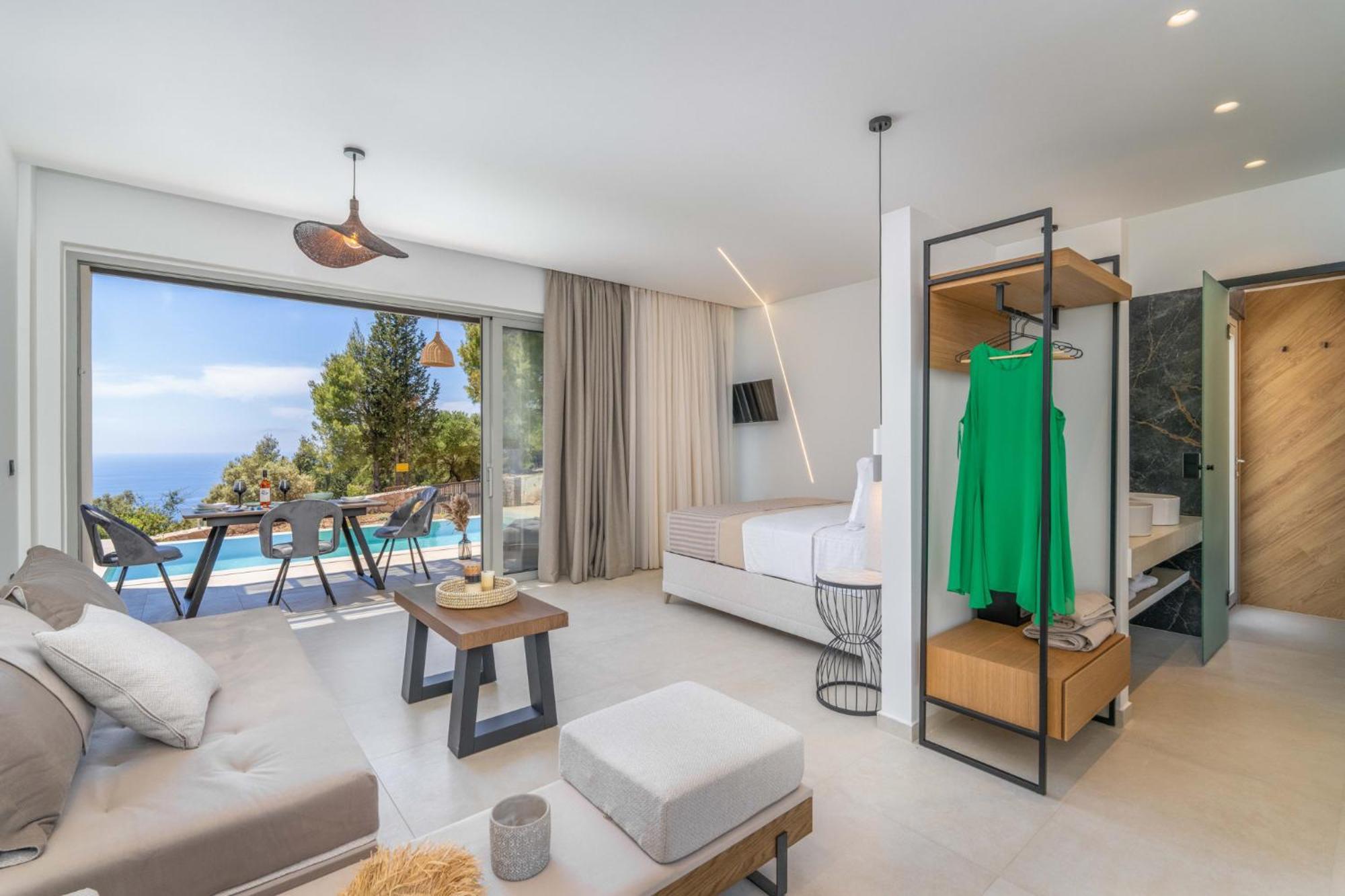 Mellamare Luxury *