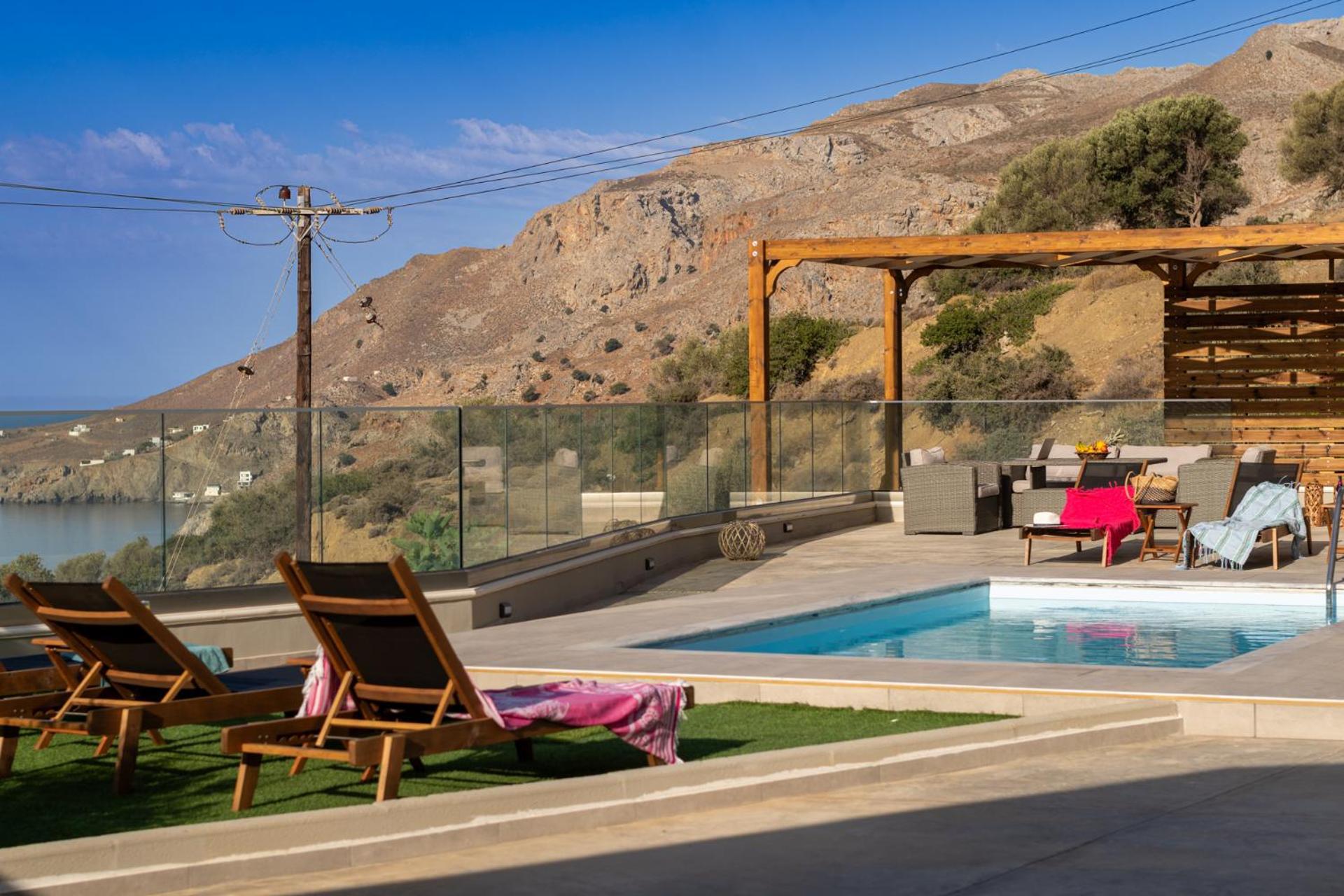 Evelyn Crete Villa