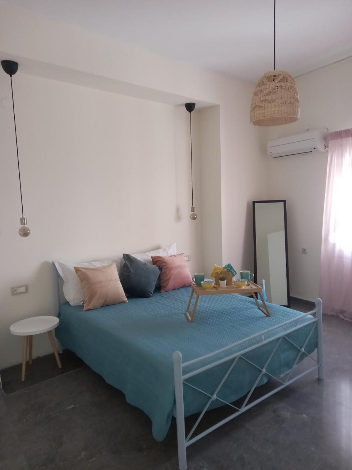 Sundays Apartment *