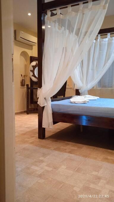Aspalathus Gold Villa Skopelos Town