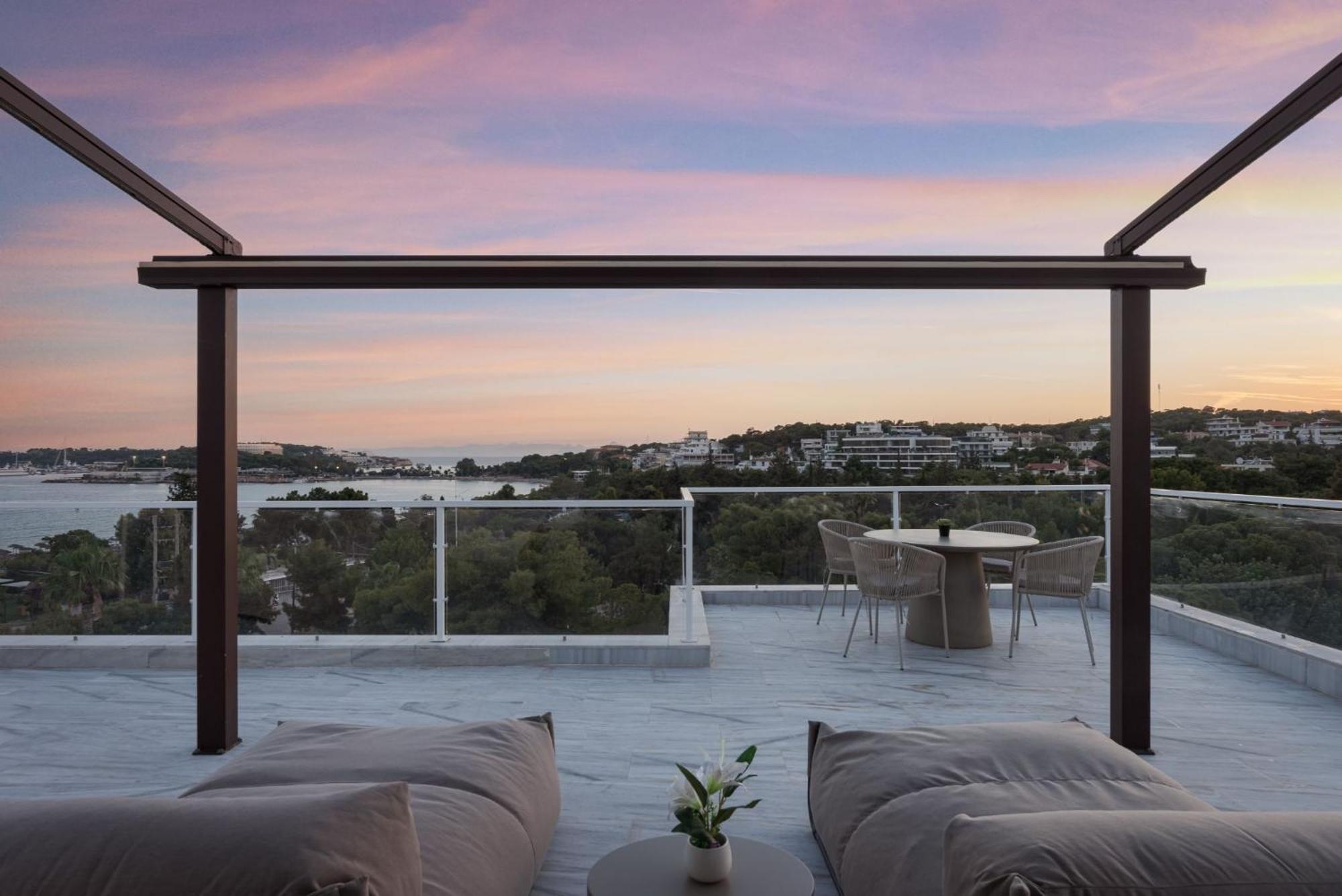 The Vouliagmeni Penthouse Athens