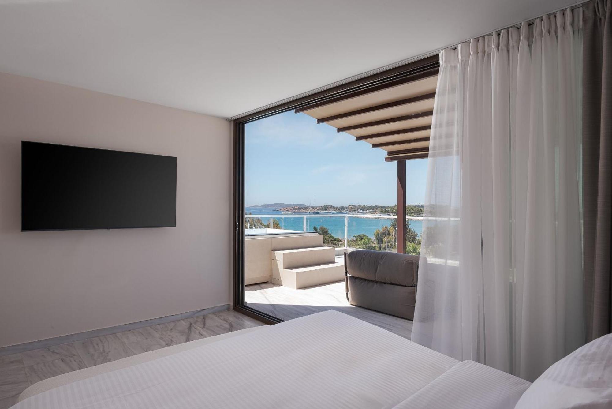 The Vouliagmeni Penthouse Athens