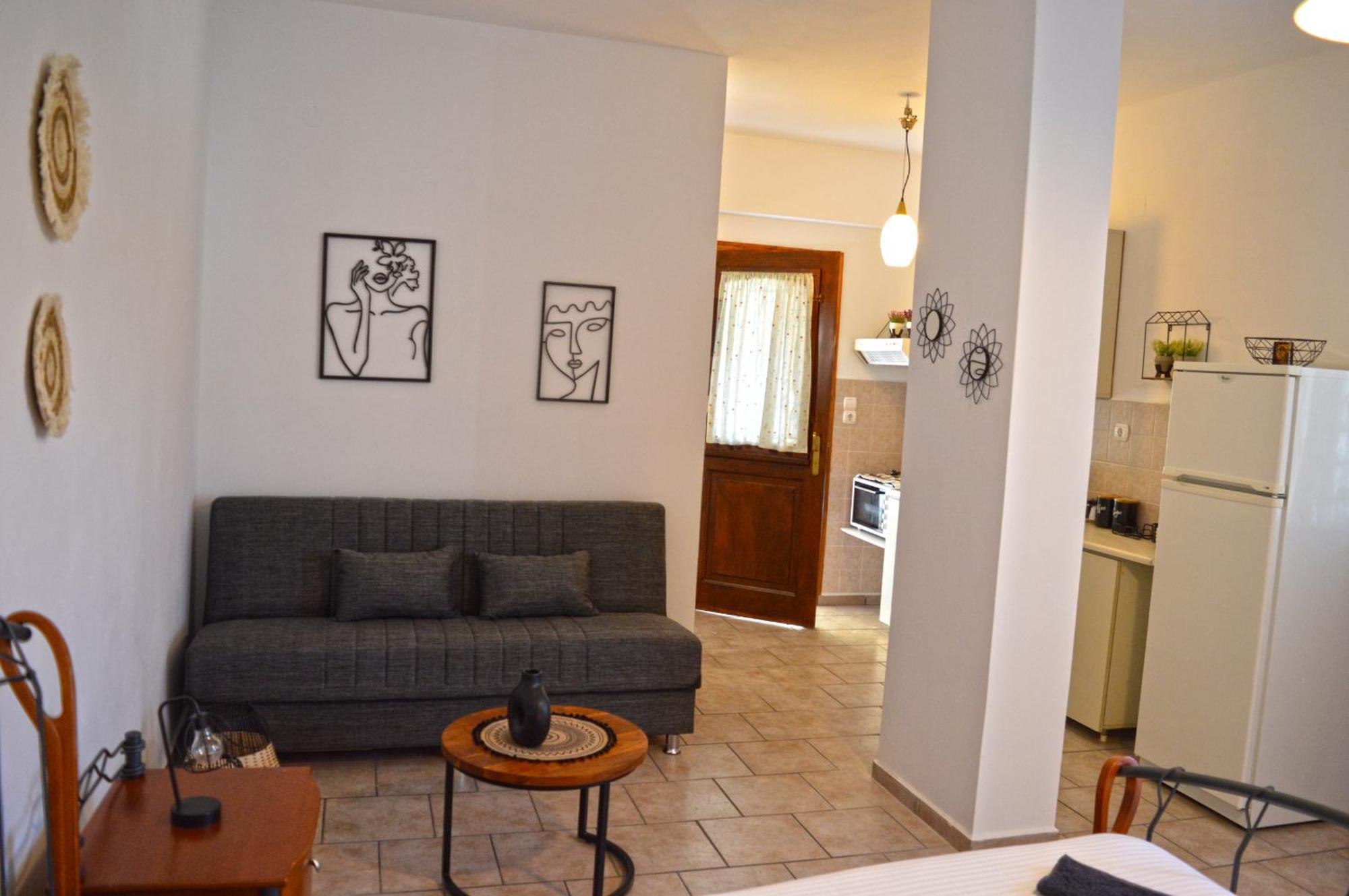 Almyra Holiday home *