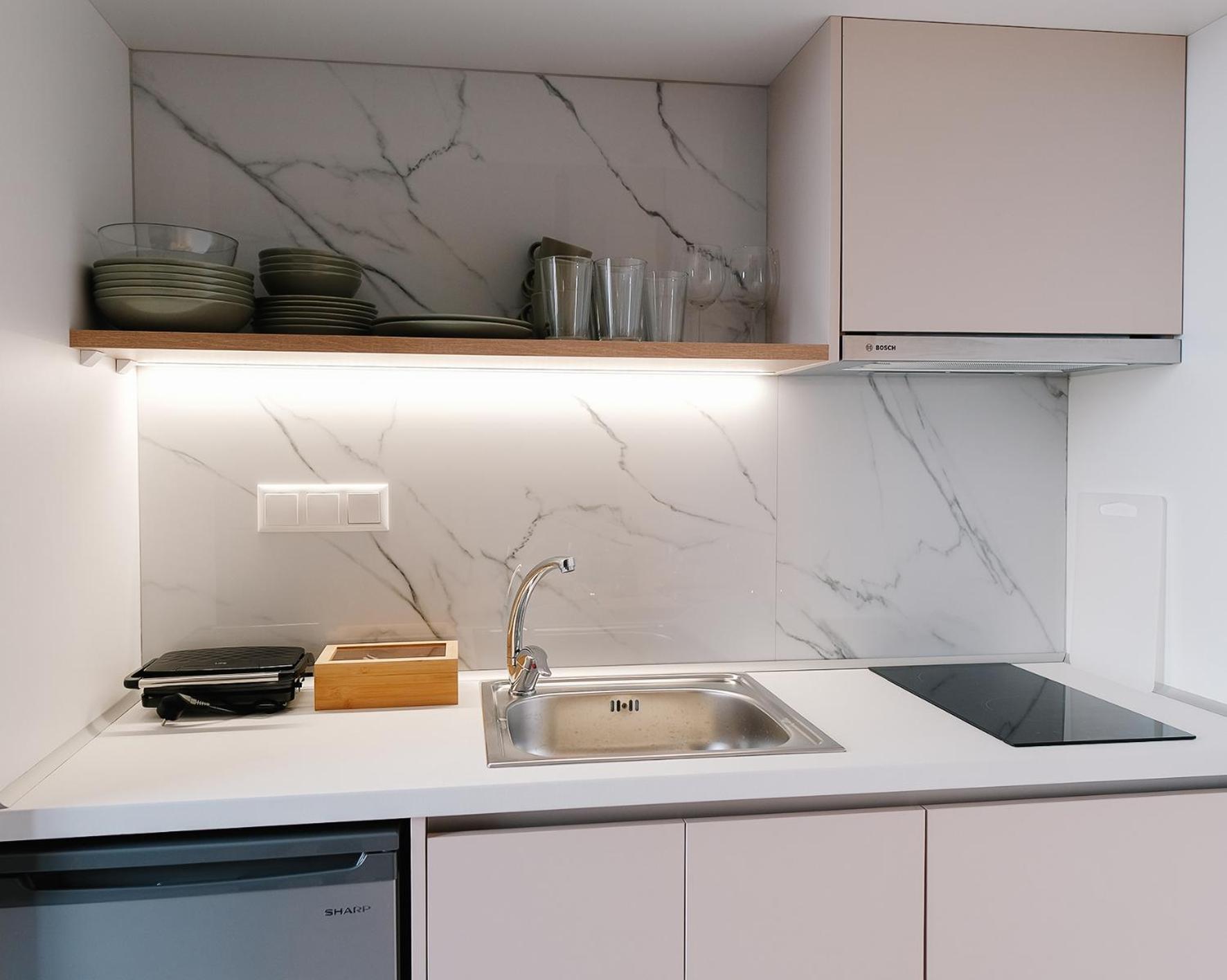 Aquarama Apartment