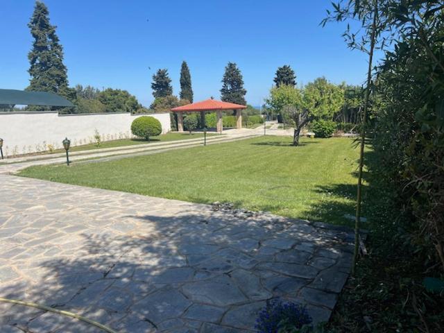 Otium-villa In Olympus, Plaka Holiday home *