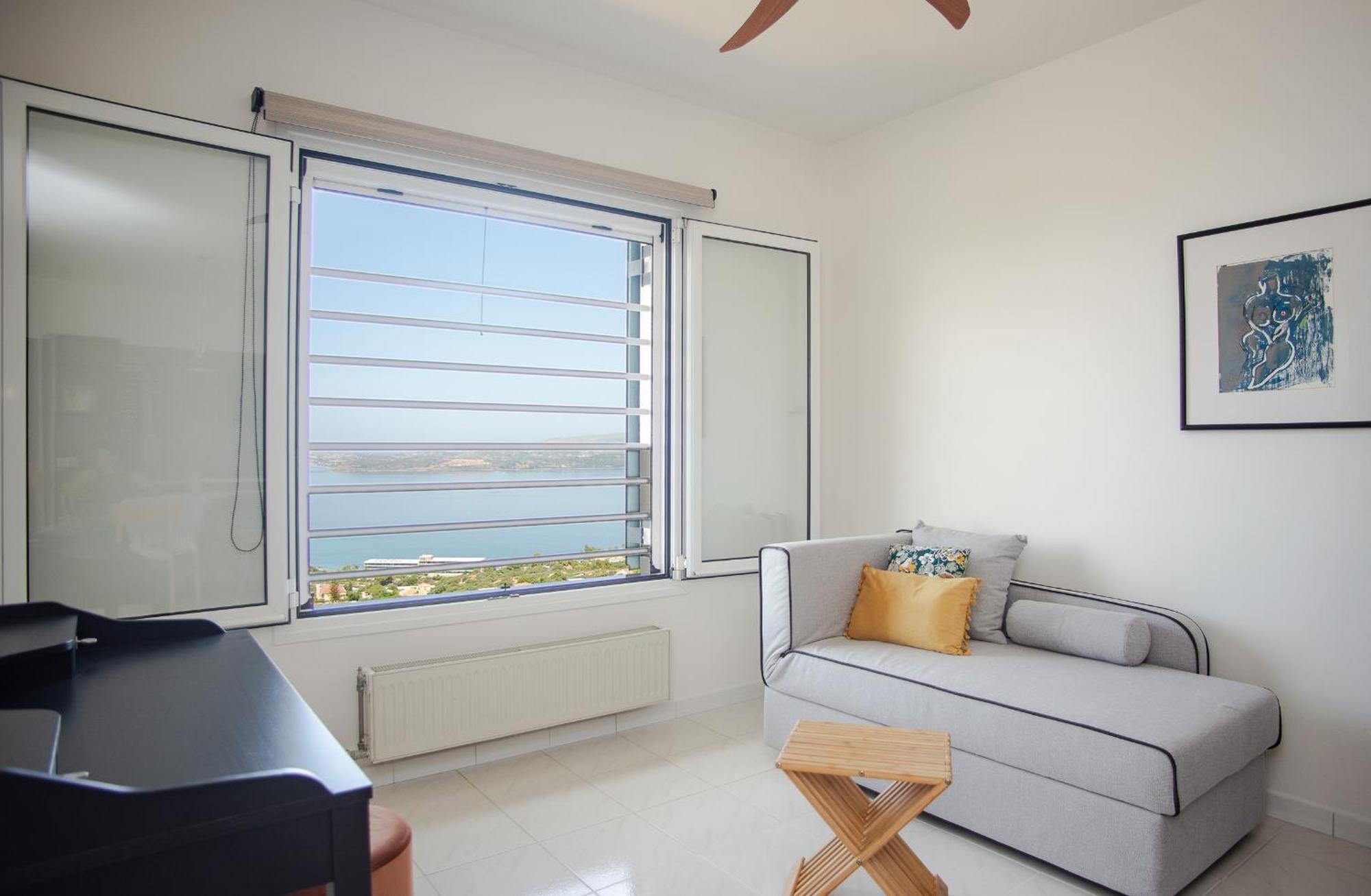 Amazing Sea View Apartment