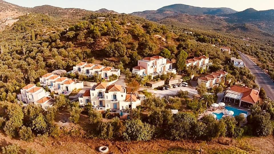 Lassia Aparthotel 3*