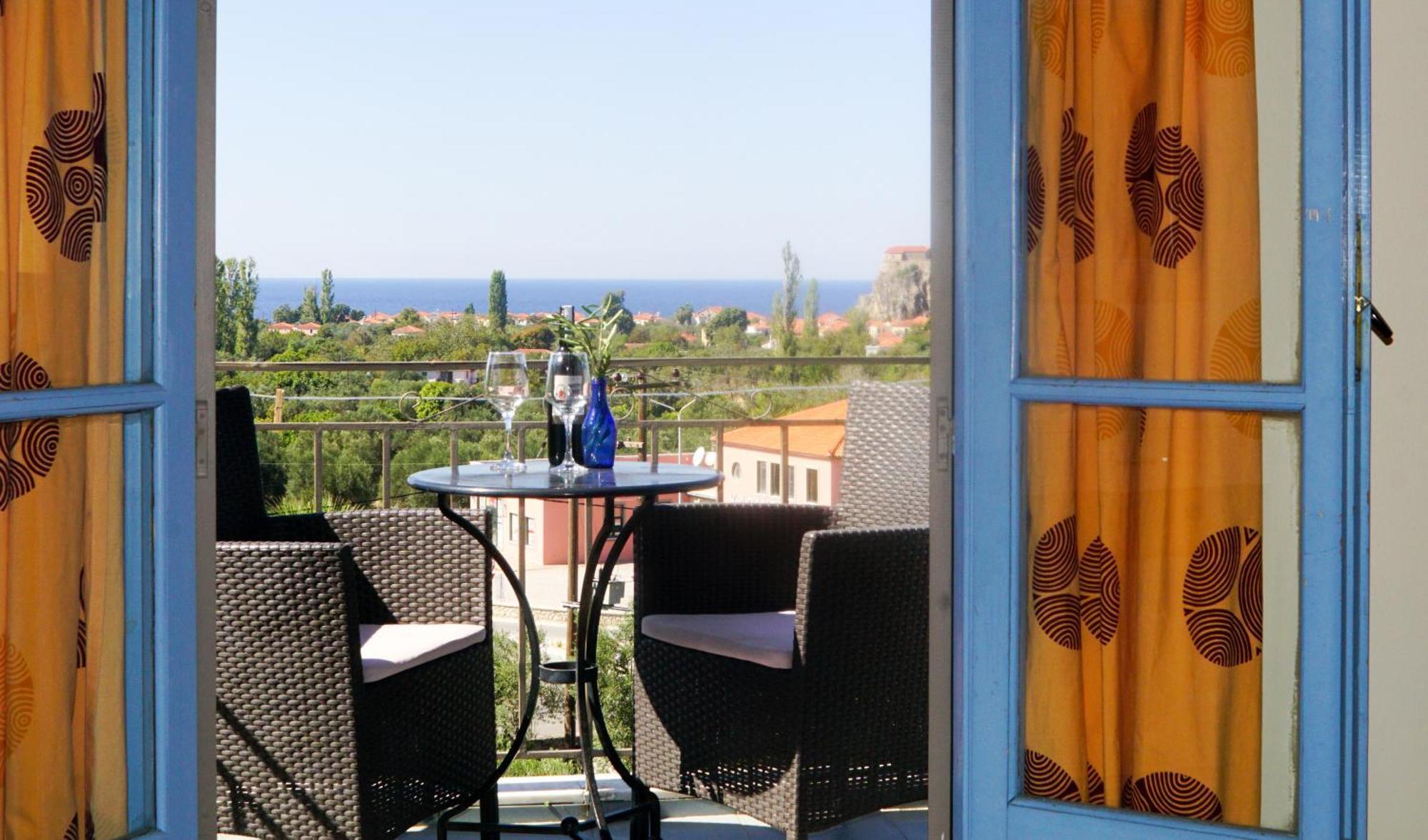 Aparthotel Lassia 3*