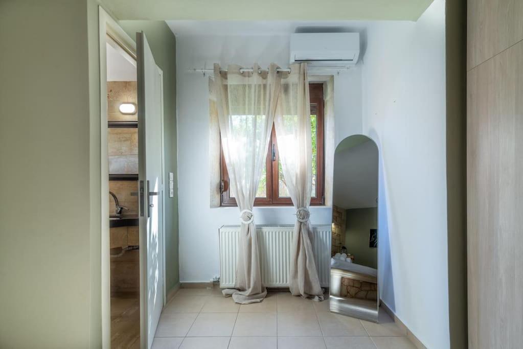 Villa Stone With Private Pool Alfa