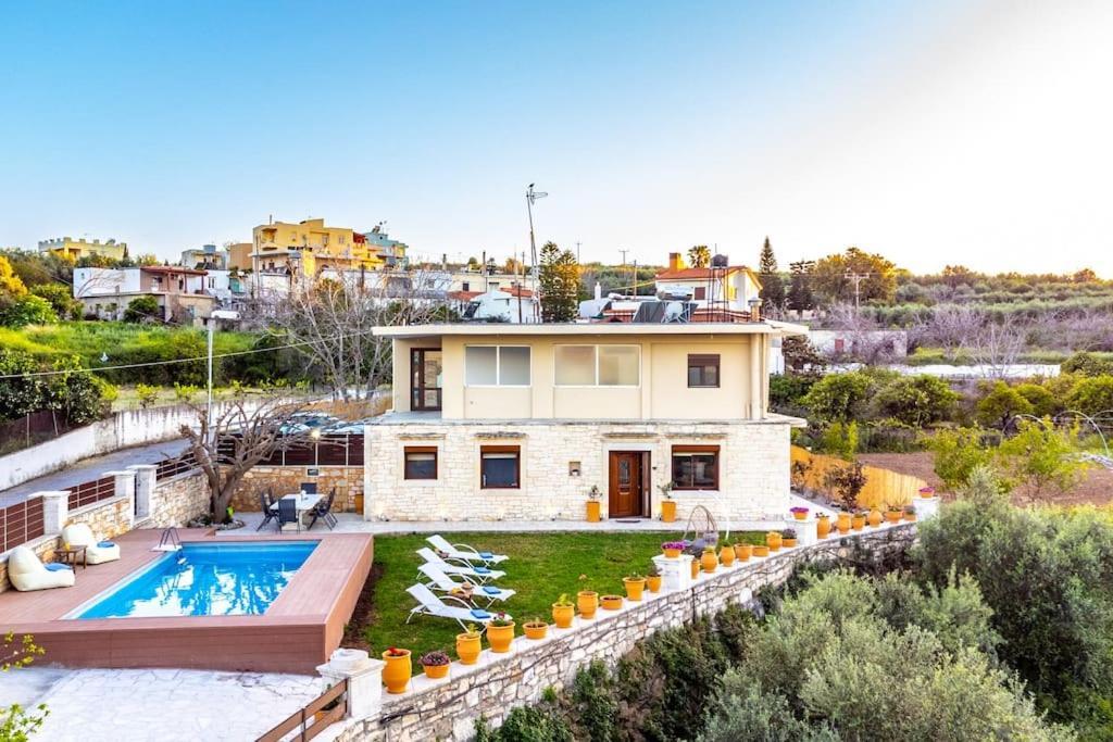 Stone With Private Pool *