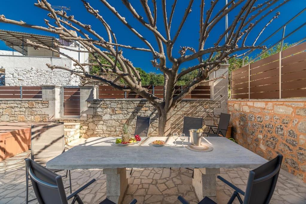 Stone With Private Pool *