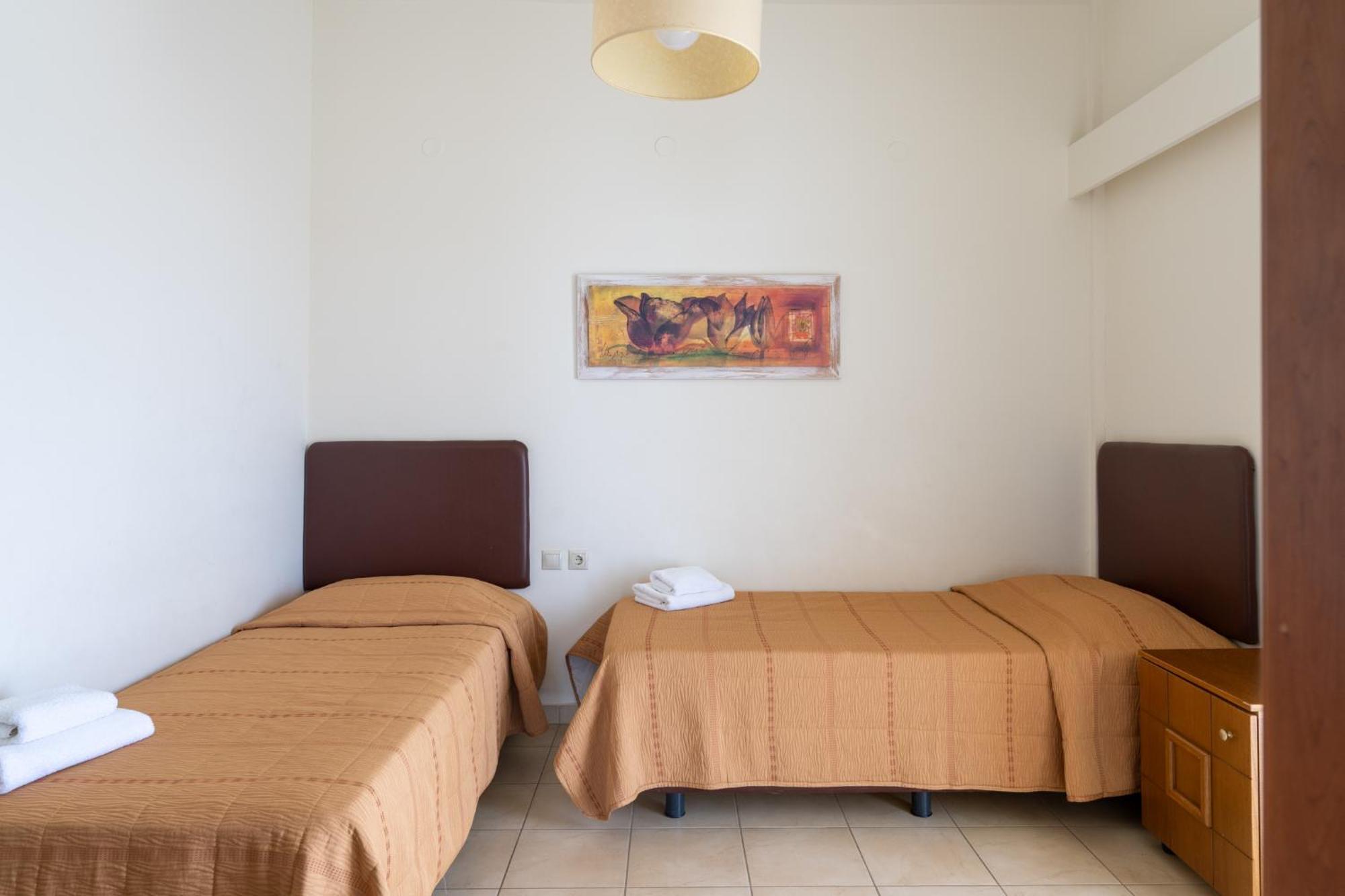 Pheia, Vriniotis