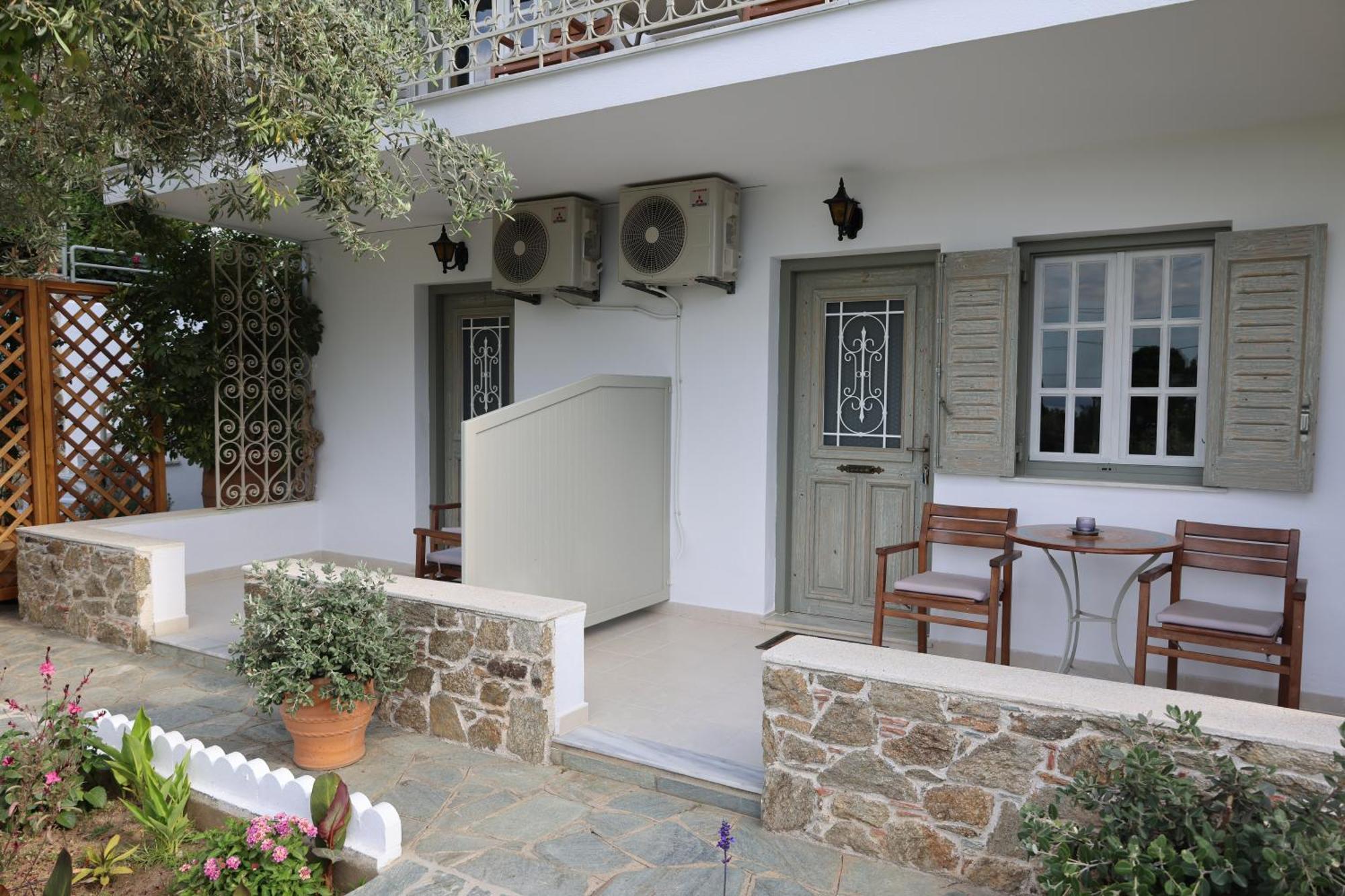 Studios Eleni Apartment *