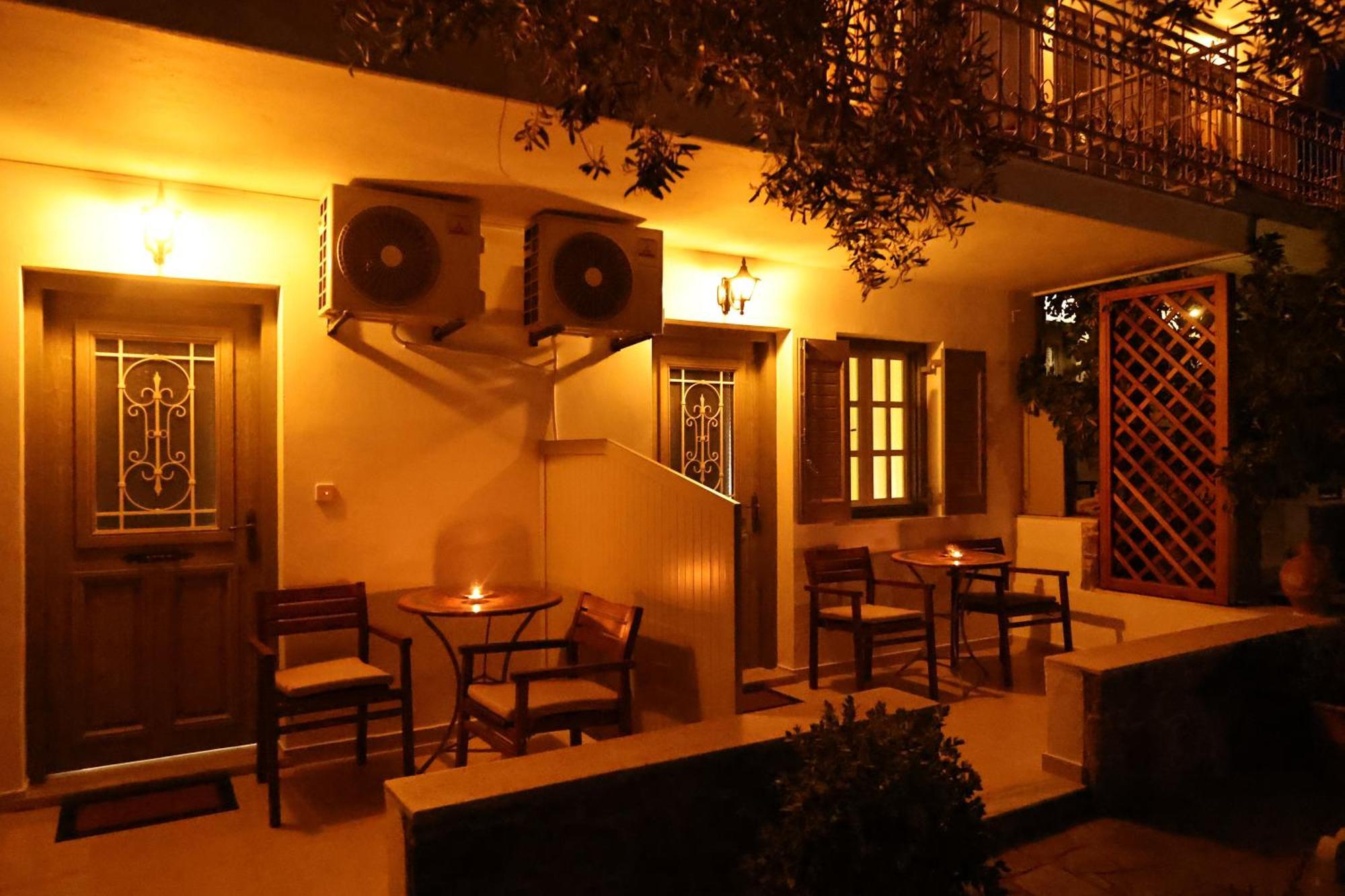 Studios Eleni Apartment Platanias (Skiathos)
