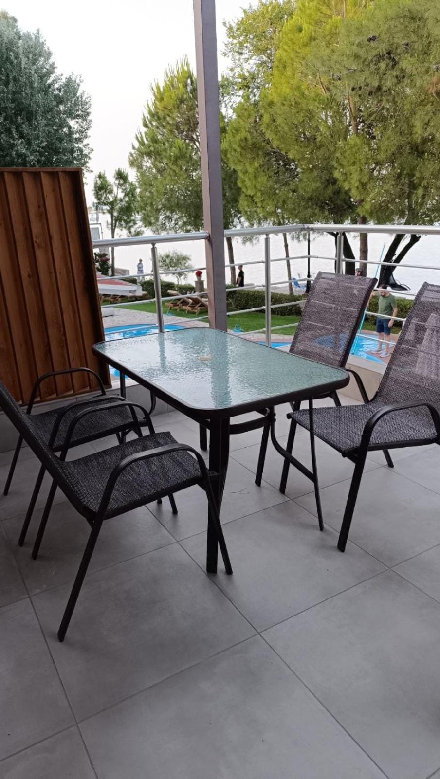 Aparthotel Flisvos Seaside Apartments 3*