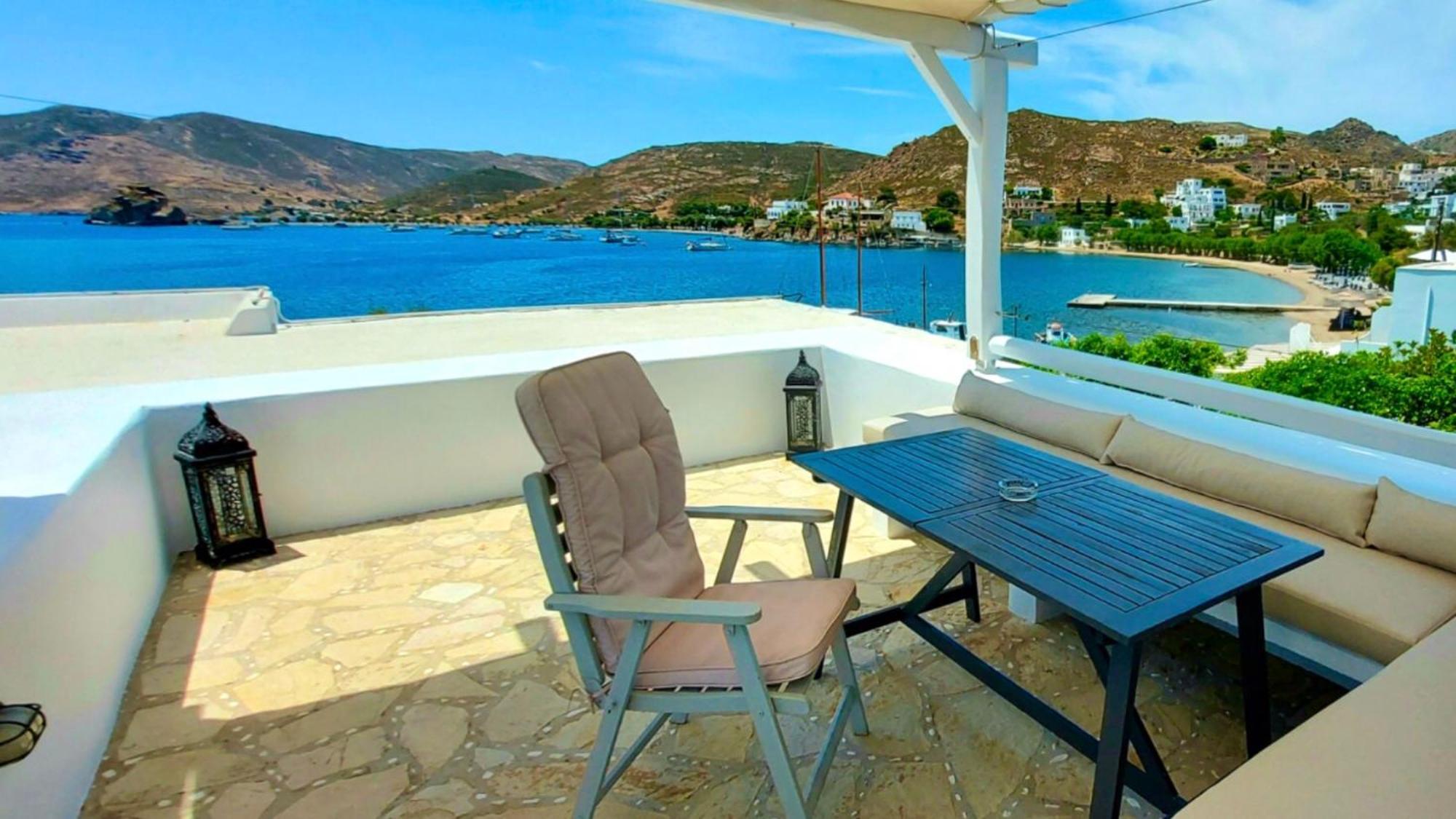 Apanemo Grikos Bay (Patmos)