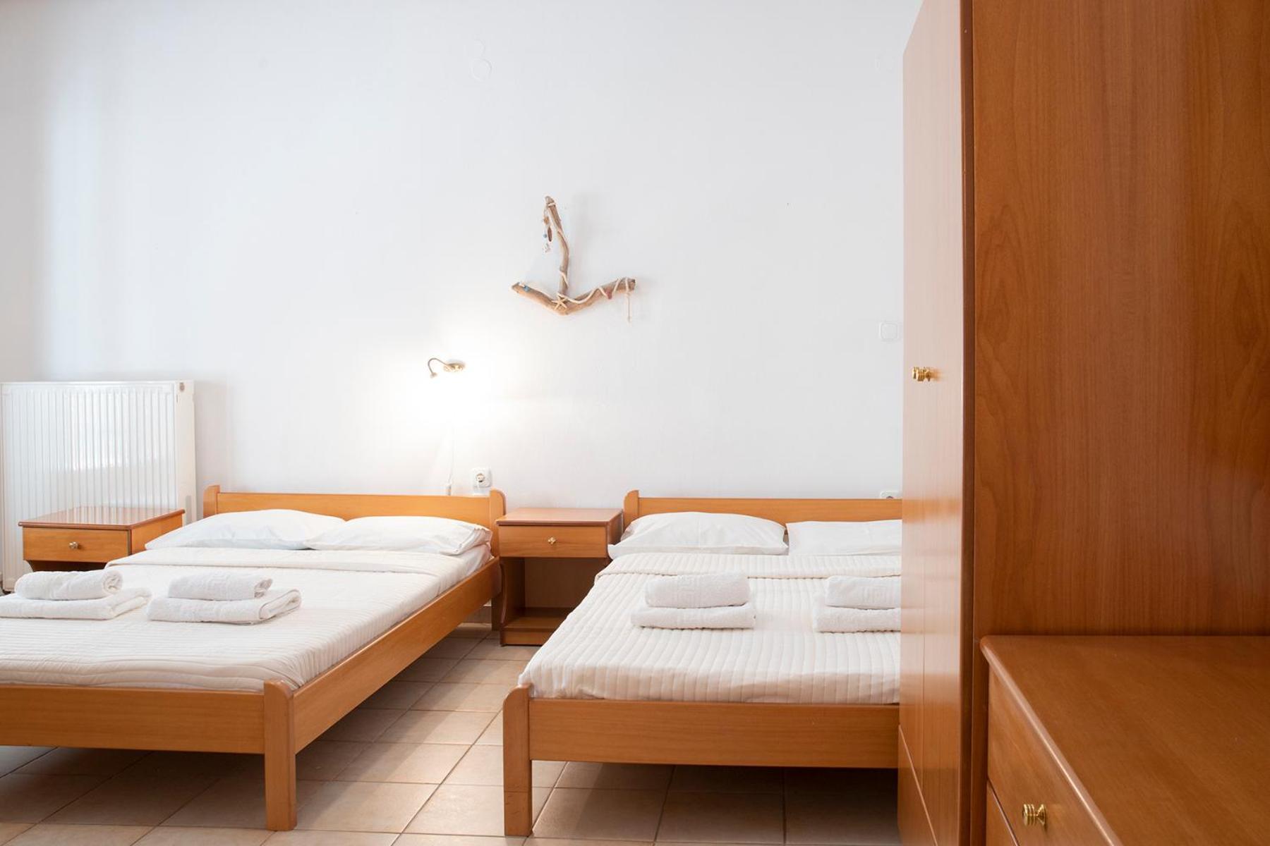 Gravanis Studios Apartment *