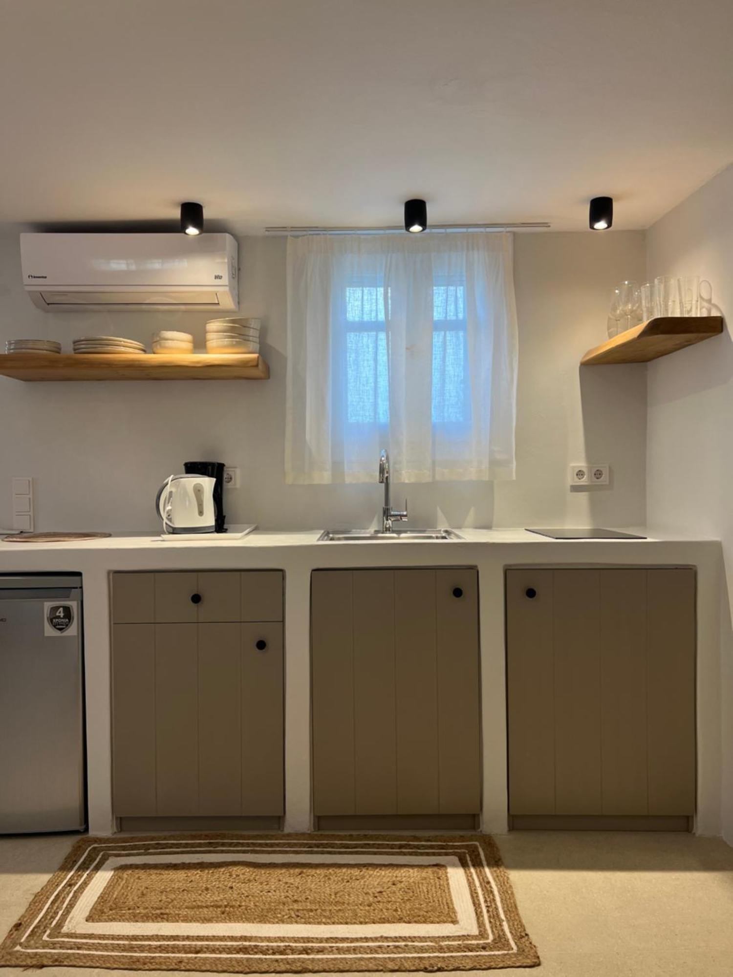 Sunrise Luxury Apartments & Suites