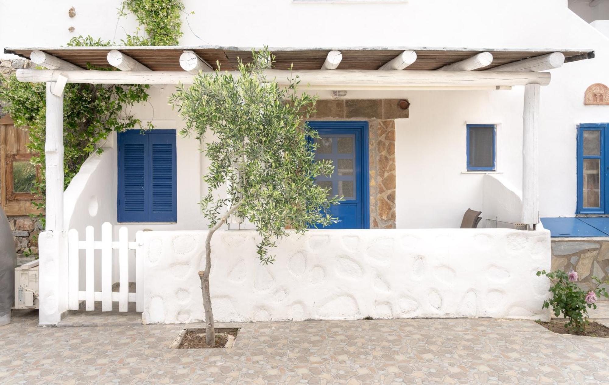 Guest house Alexandros By The - Serifos