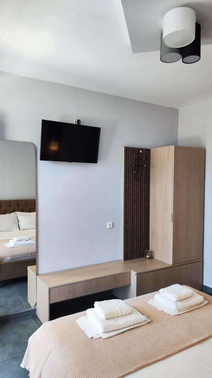 Venice Deluxe Apartment Pefkari