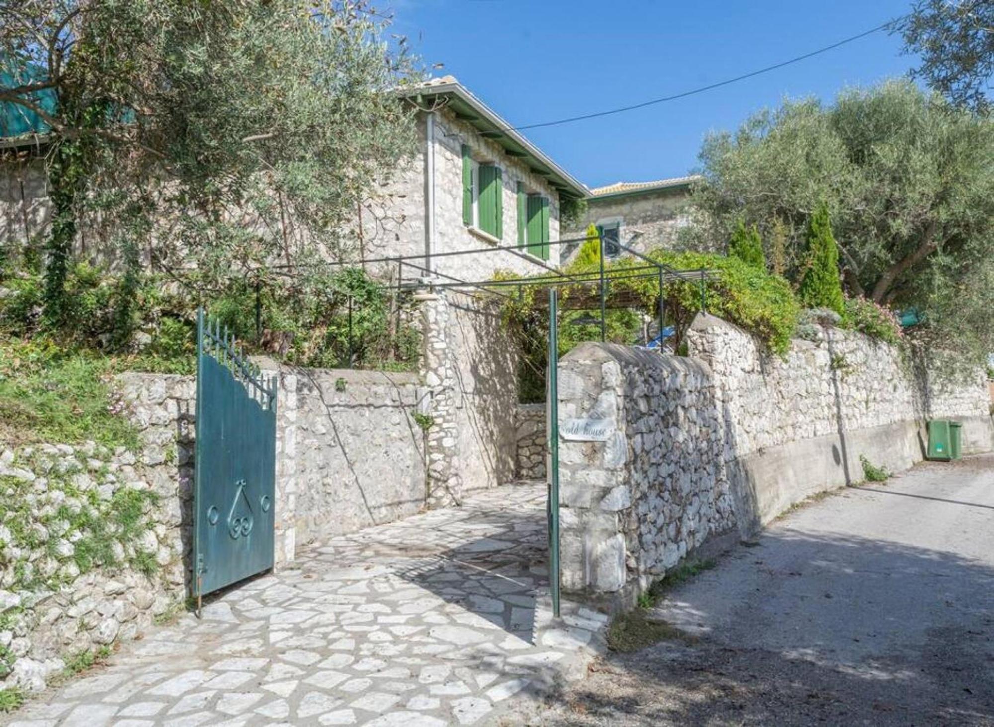 The Old House - Collection * Karia (Lefkada)