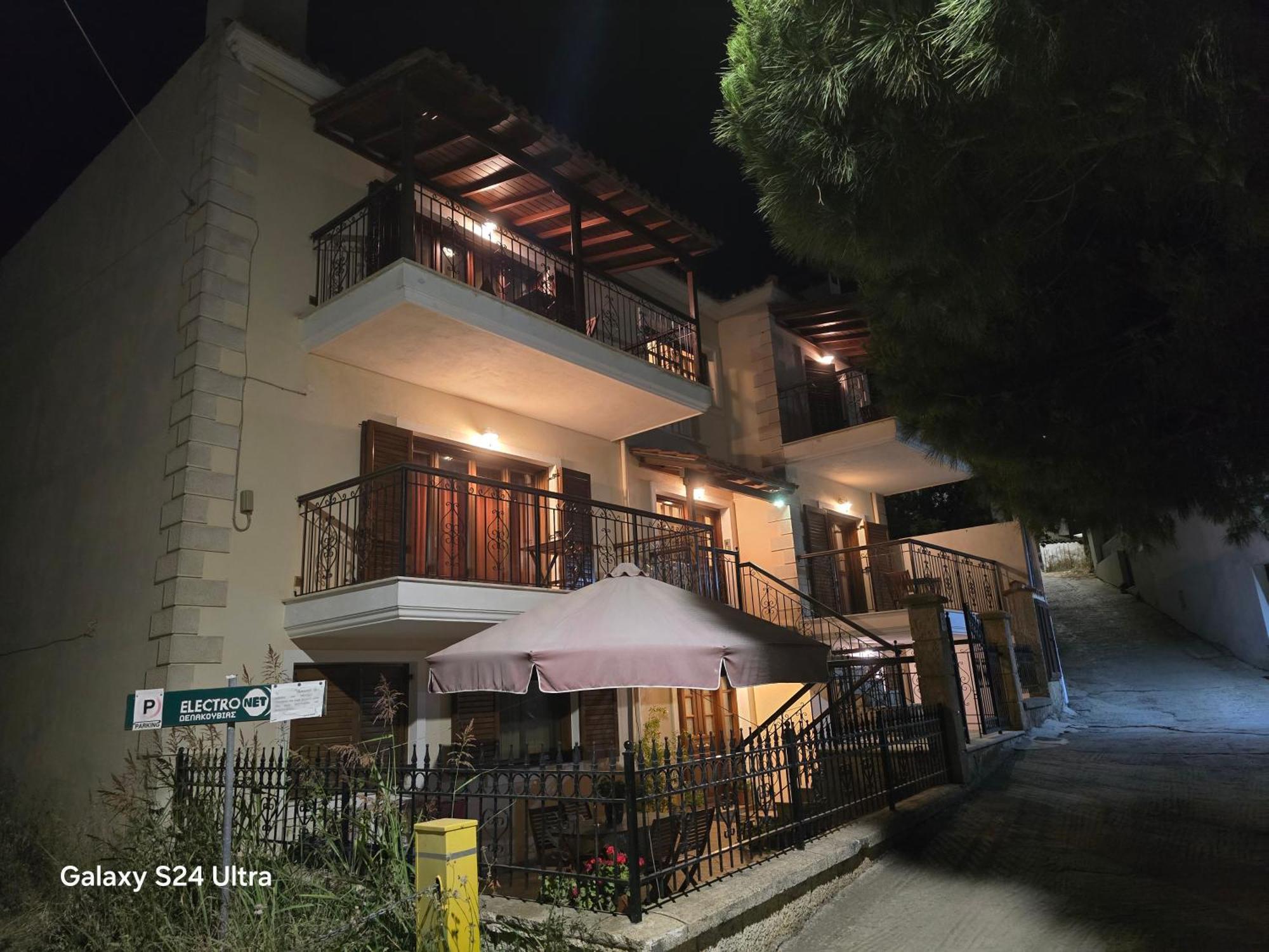 Filidas Skiathos Town