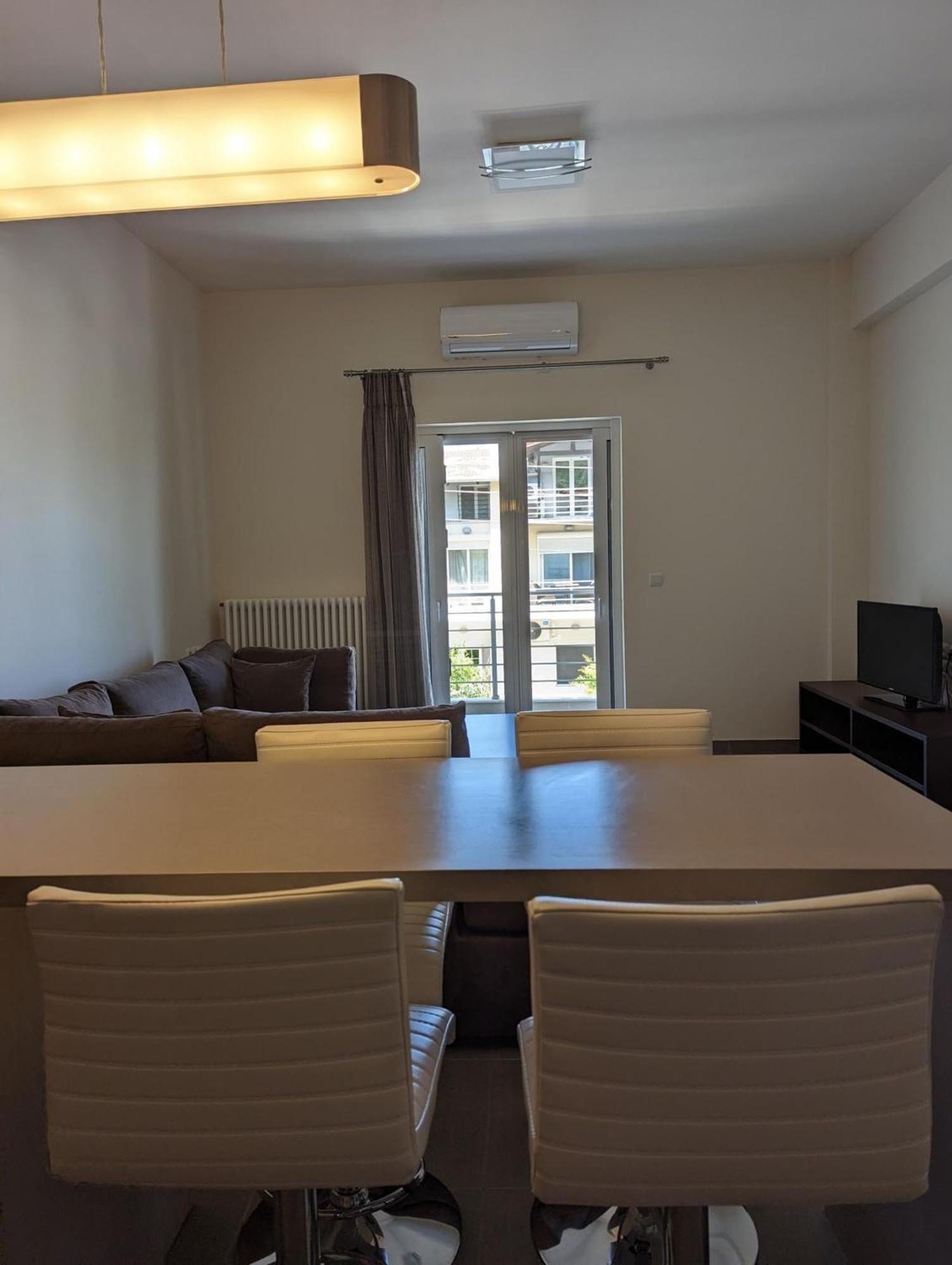 Apartment Samaras In Kamena Vourla