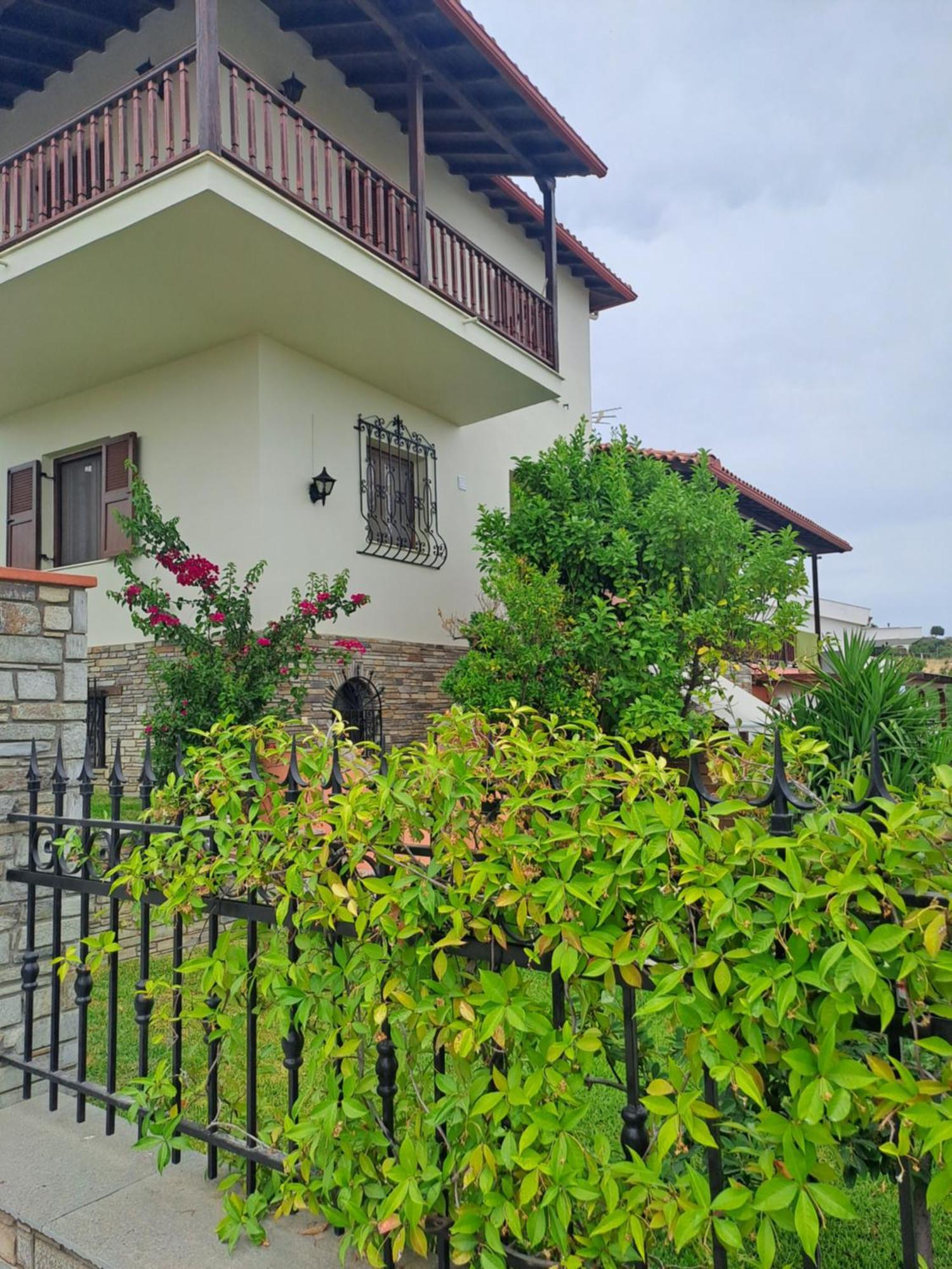 Sunday's Family House/apartment Nikiti (Sithonia)