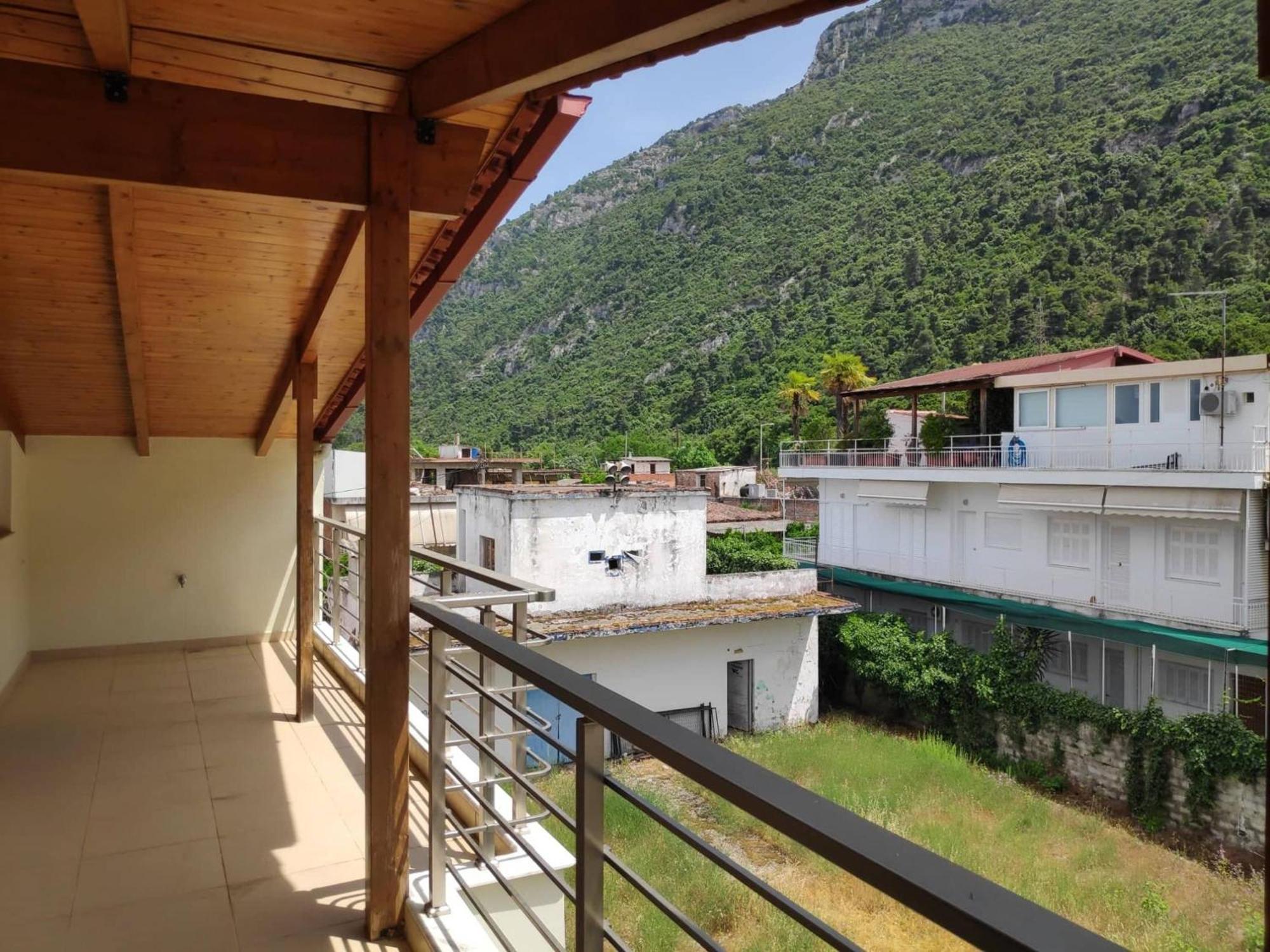 Apartment Samaras In *