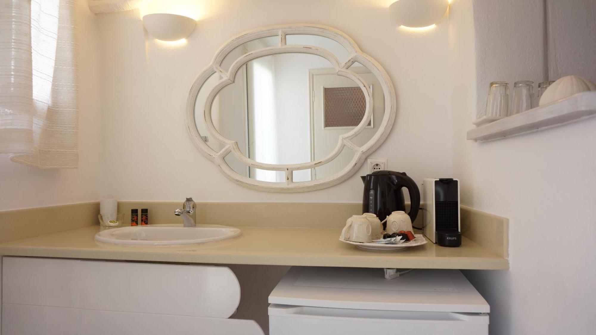 Hotel Maria Elena - *