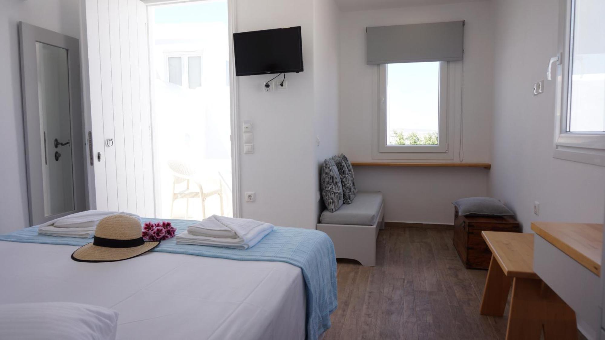 Maria Elena - Mykonos Town