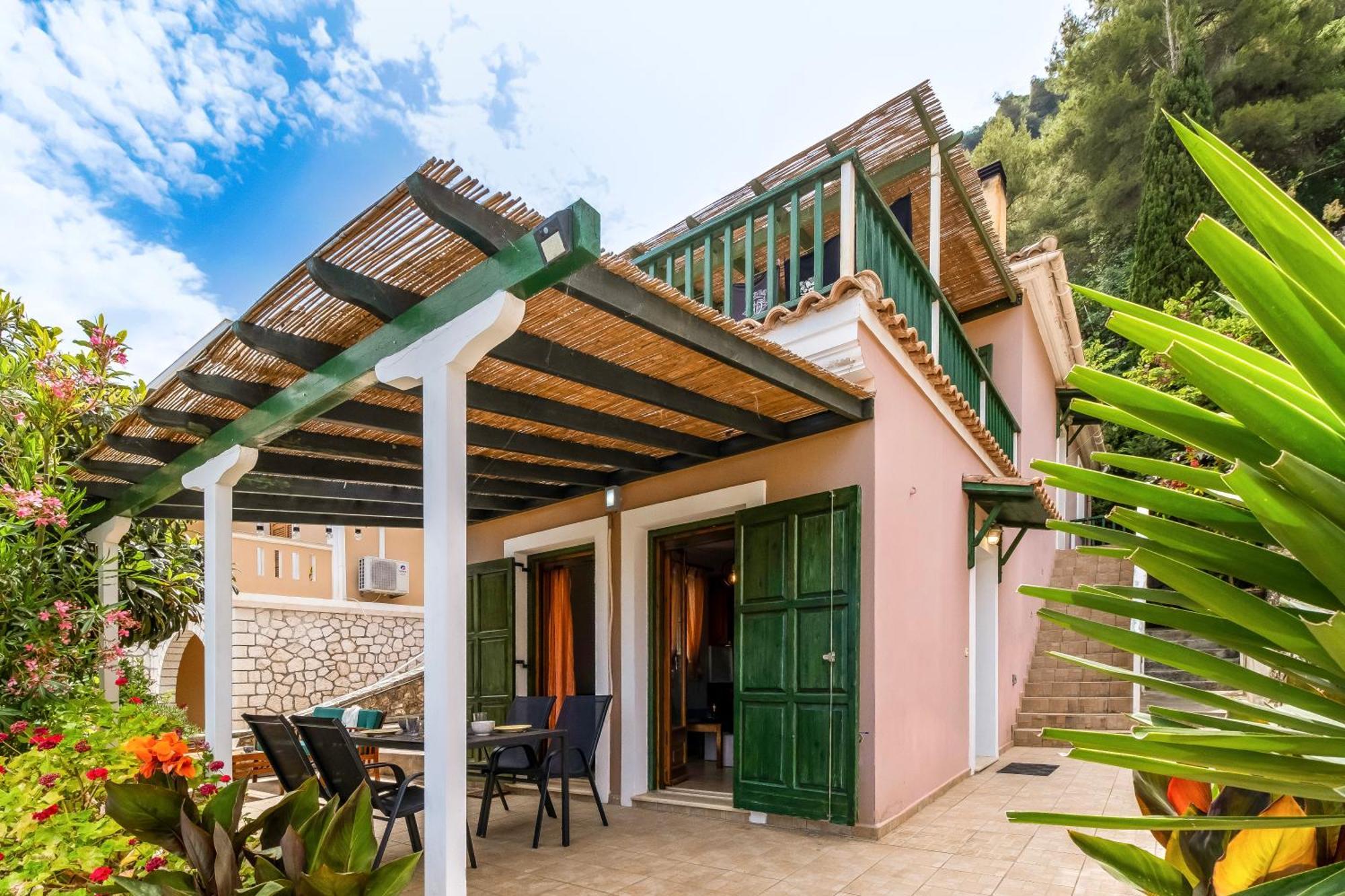 Theasea House *