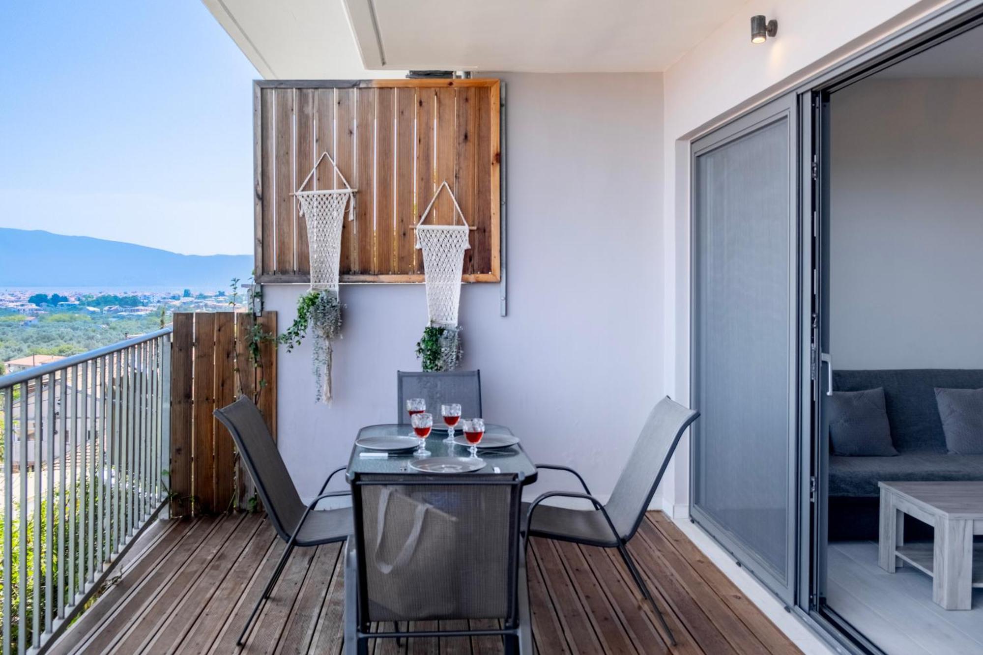 Remvi House Lefkada City