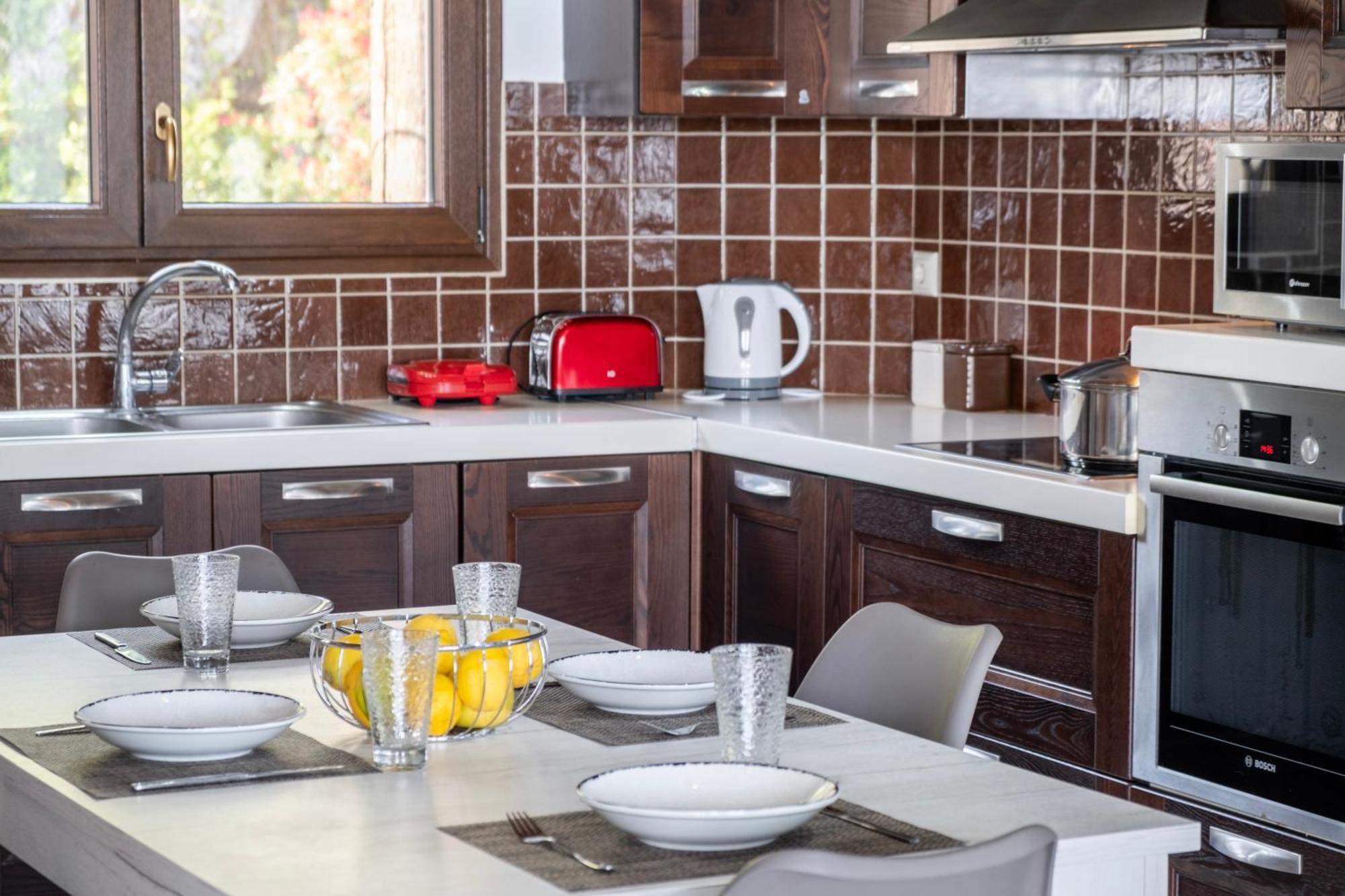 Remvi House Lefkada City