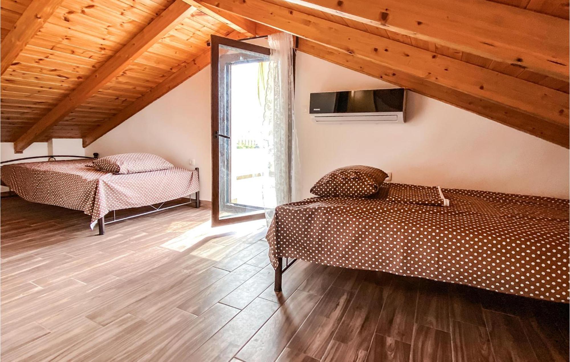 2 Bedroom Cozy In Apartment Nafpaktos
