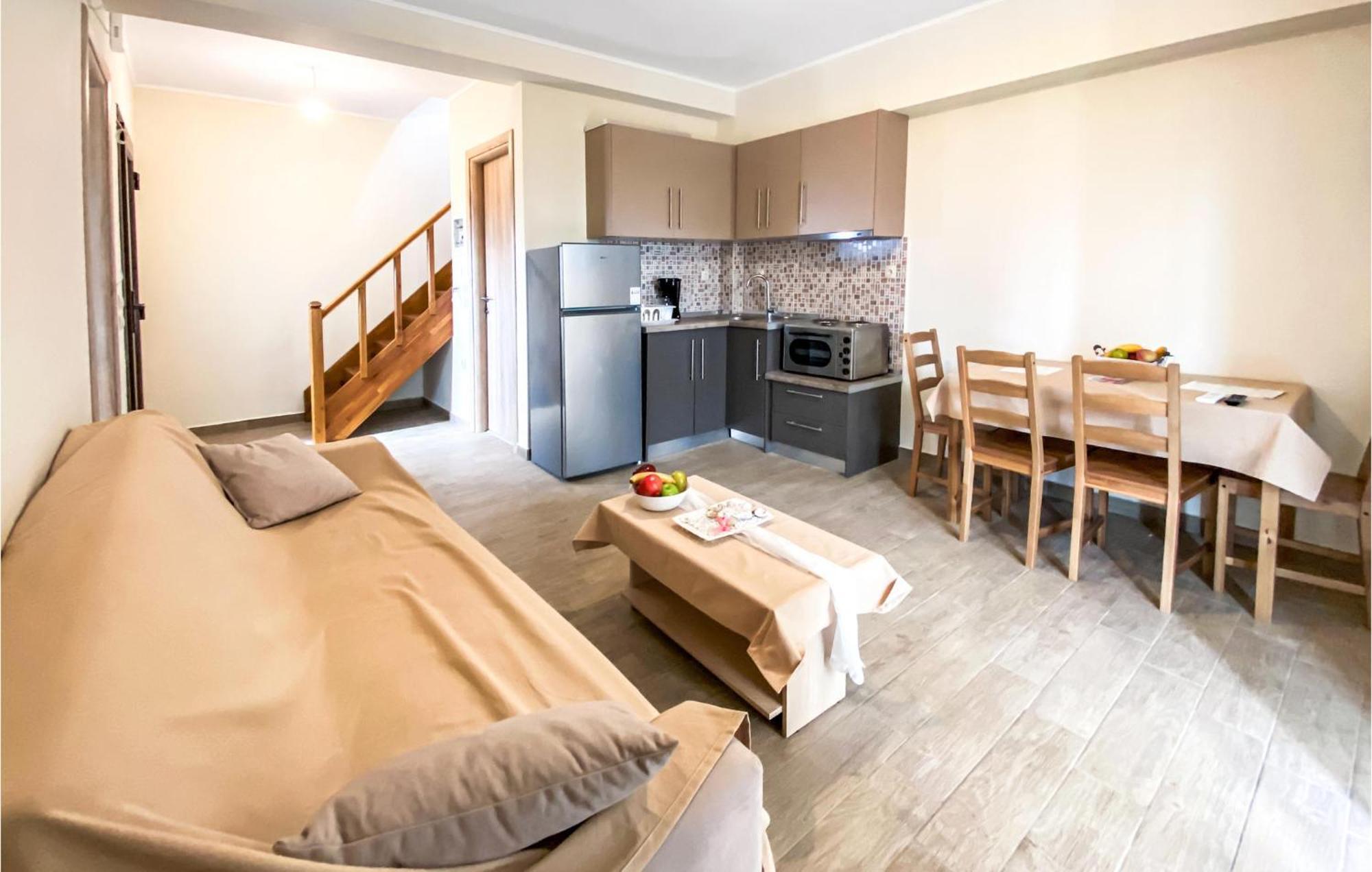 2 Bedroom Cozy In Nafpaktos