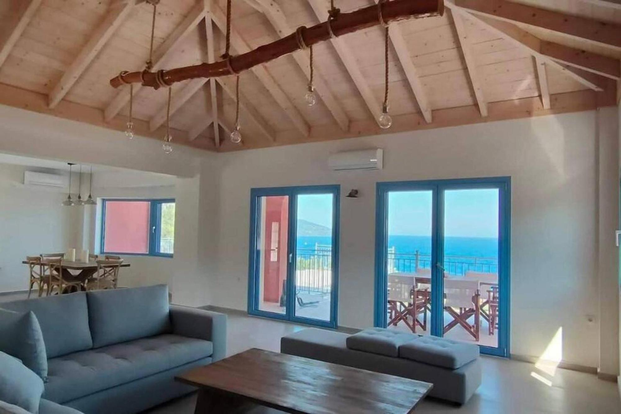 Augustela Seaview Vacation