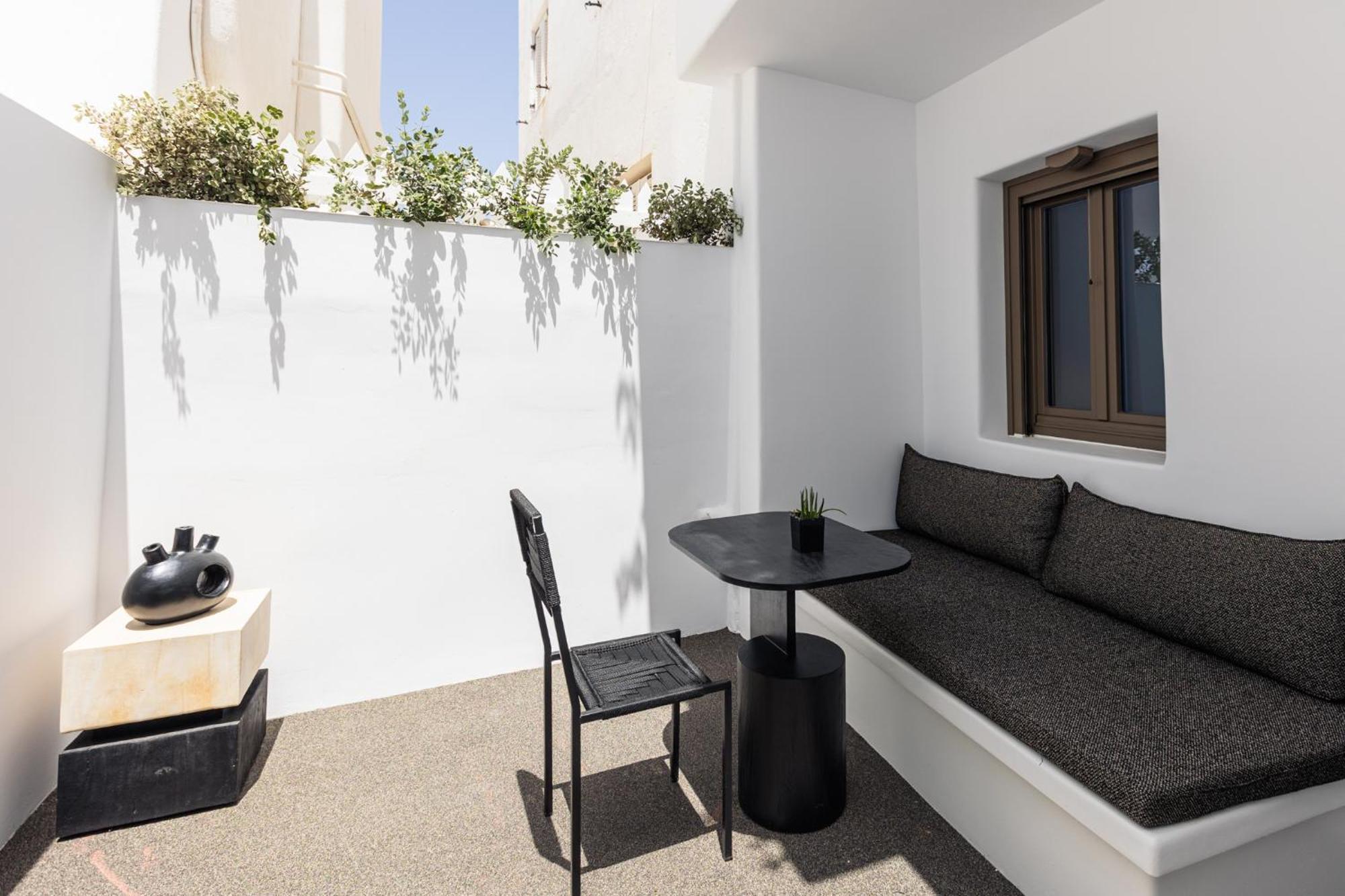 She Mykonos - The Residency Aparthotel *