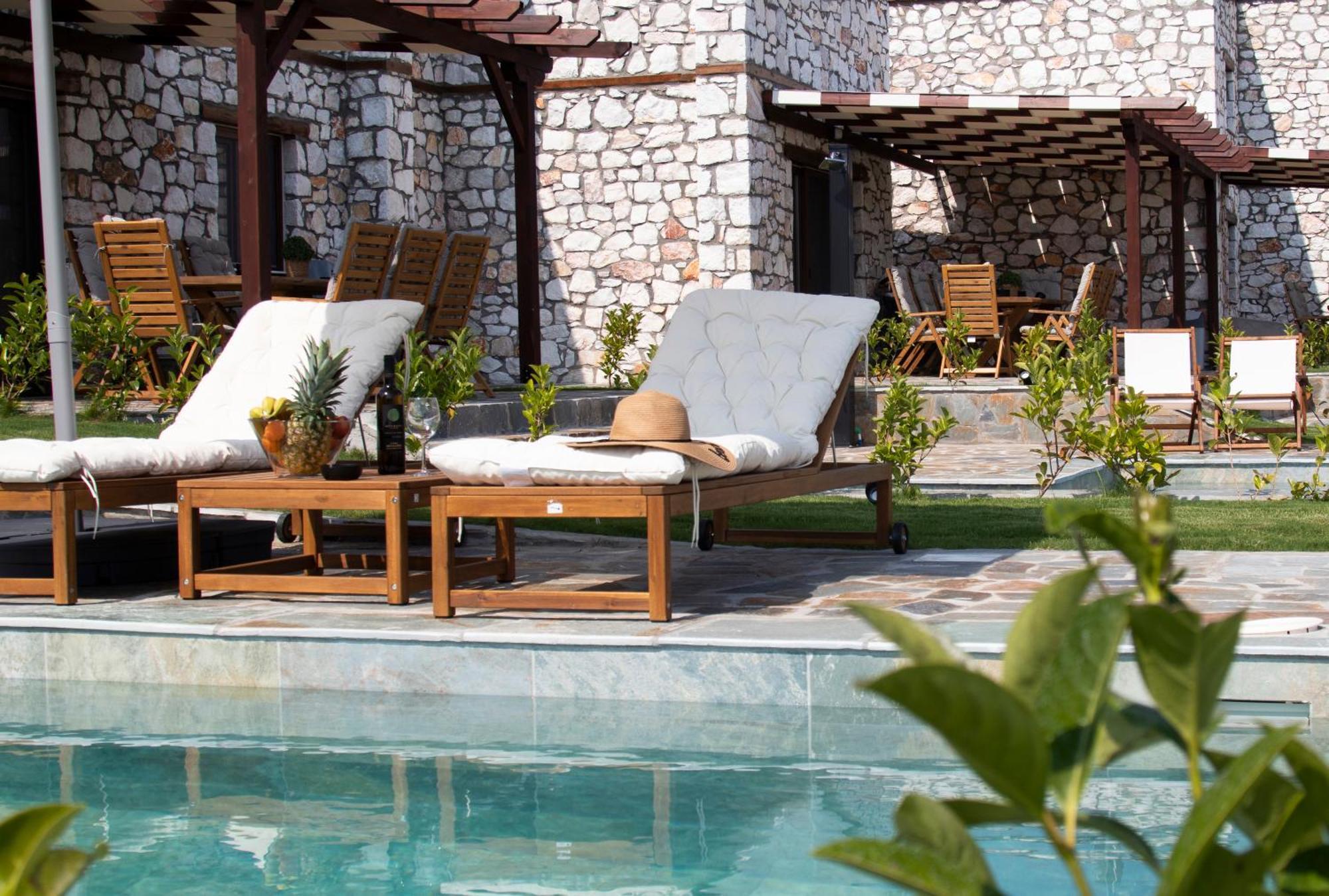 Noce Luxury Villa Vourvourou