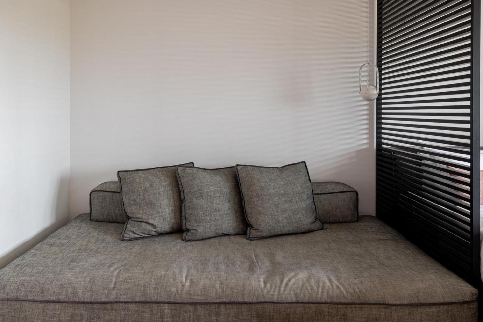 Apartment Earth Boutique Next To Stavros Niarchos Athens