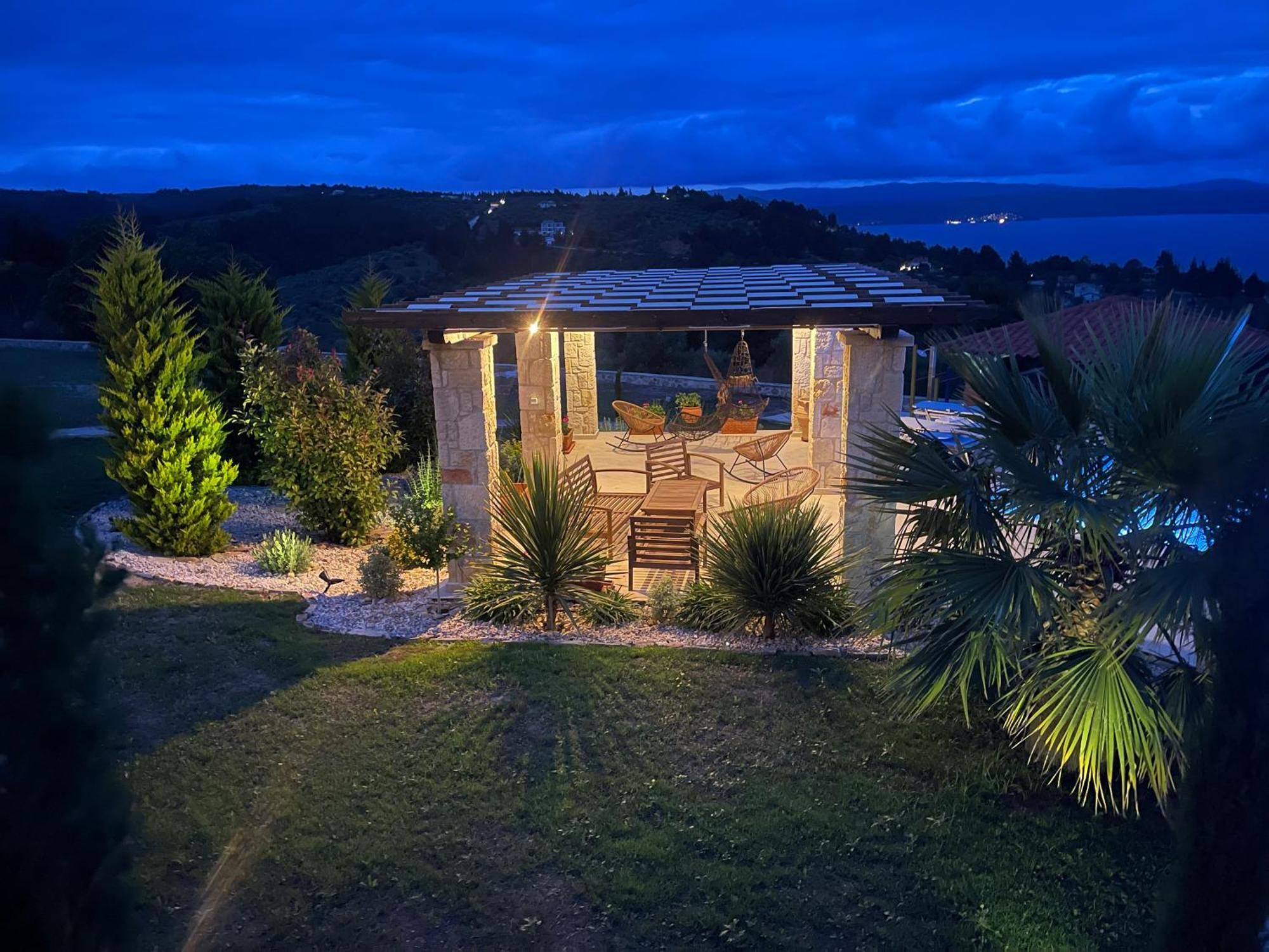 Aurelia * Agios Nikolaos (Chalkidiki)