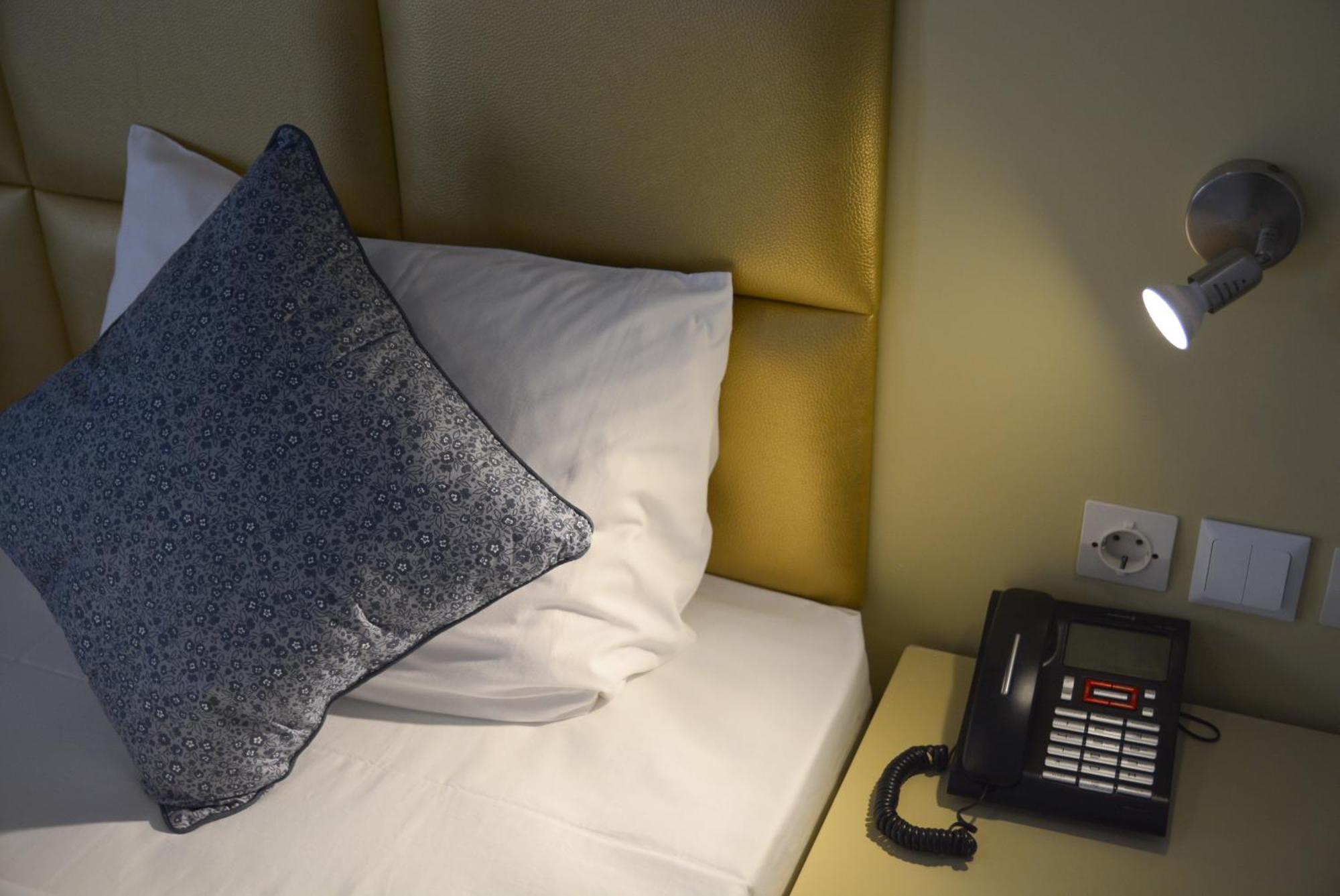 Adel Paradise Hotel 4*