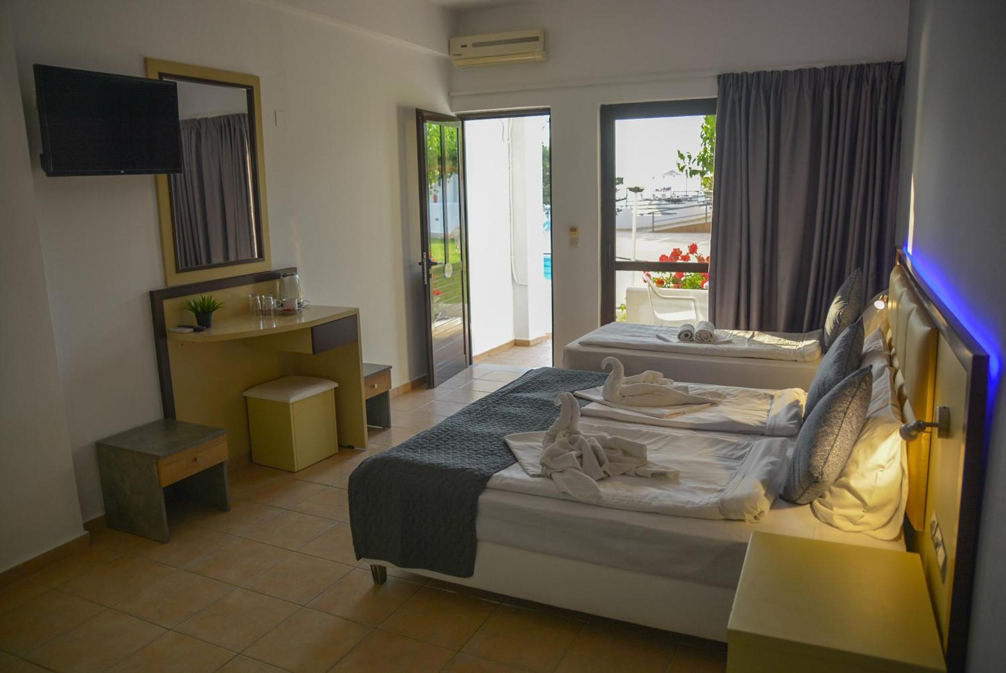 Adel Paradise 4* Adelianos Kampos