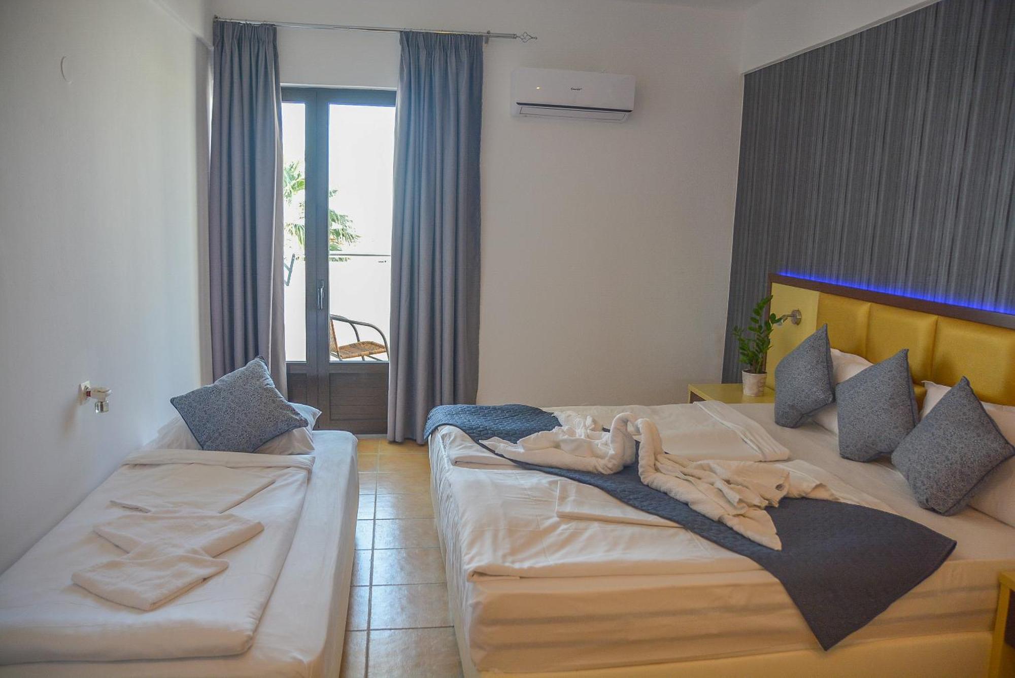 Hotel Adel Paradise Adelianos Kampos