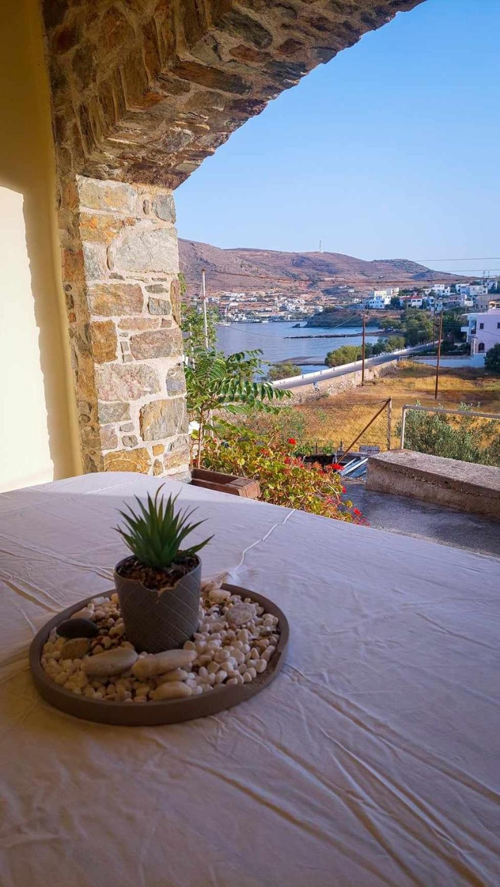 Almyra Posidhonia (Syros)