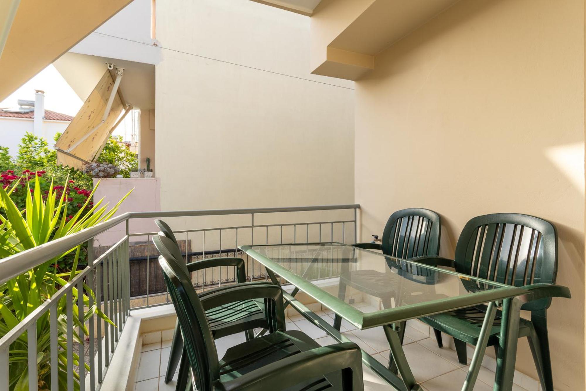 Villa Comfortable 3-bedroom Maisonette Near The Sea Mytilene