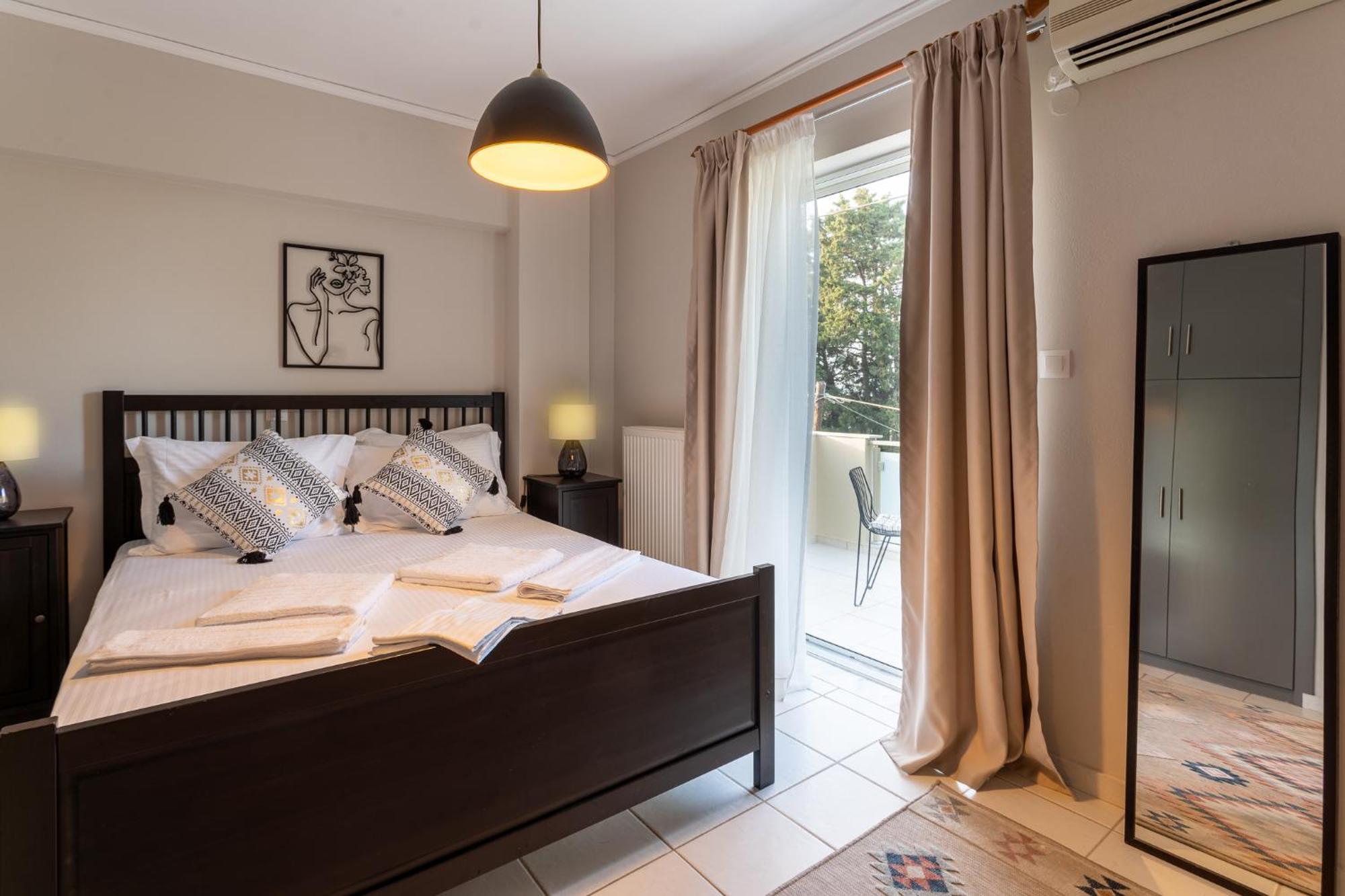 Villa Comfortable 3-bedroom Maisonette Near The Sea Mytilene