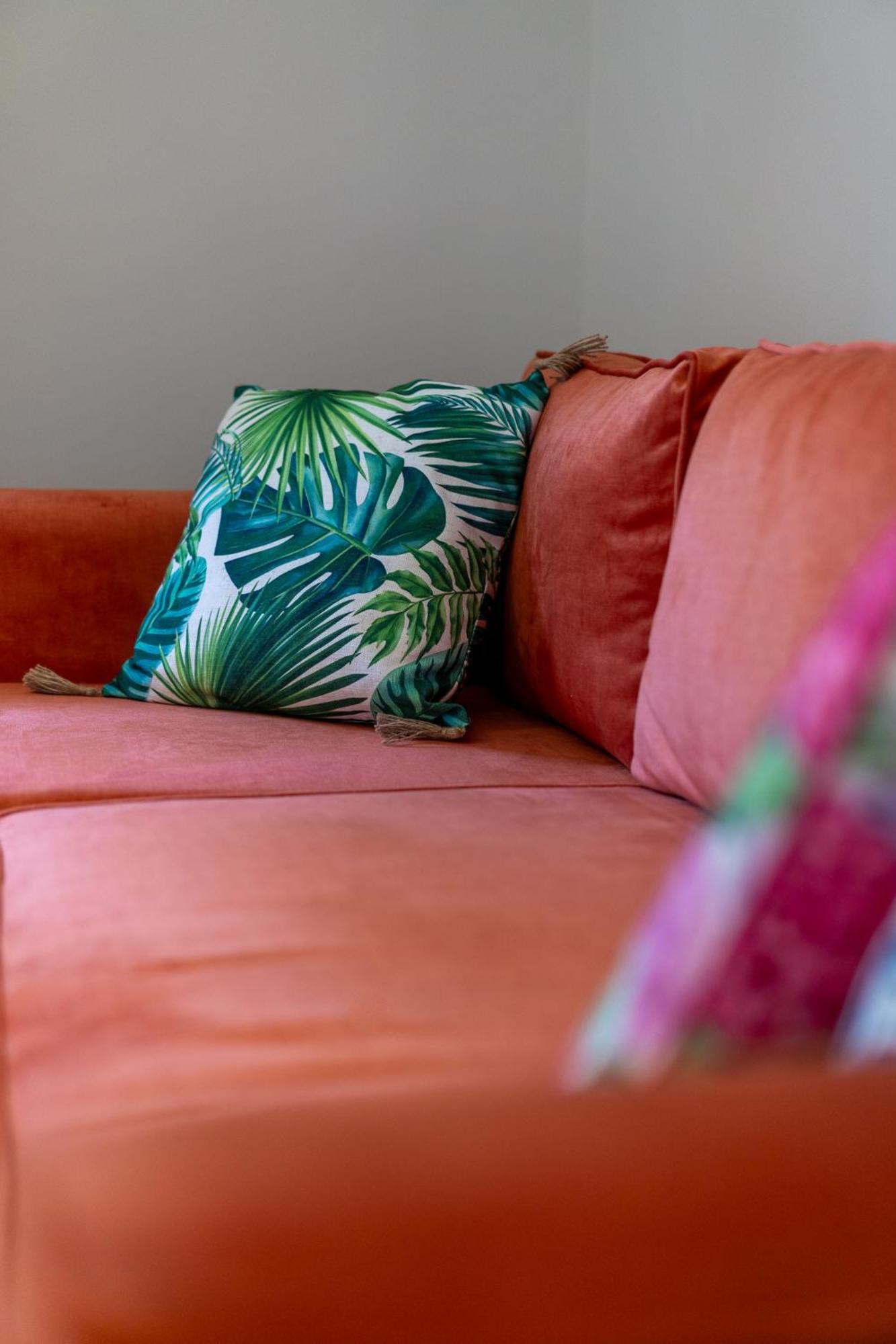 Comfortable 3-bedroom Maisonette Near The Sea Villa
